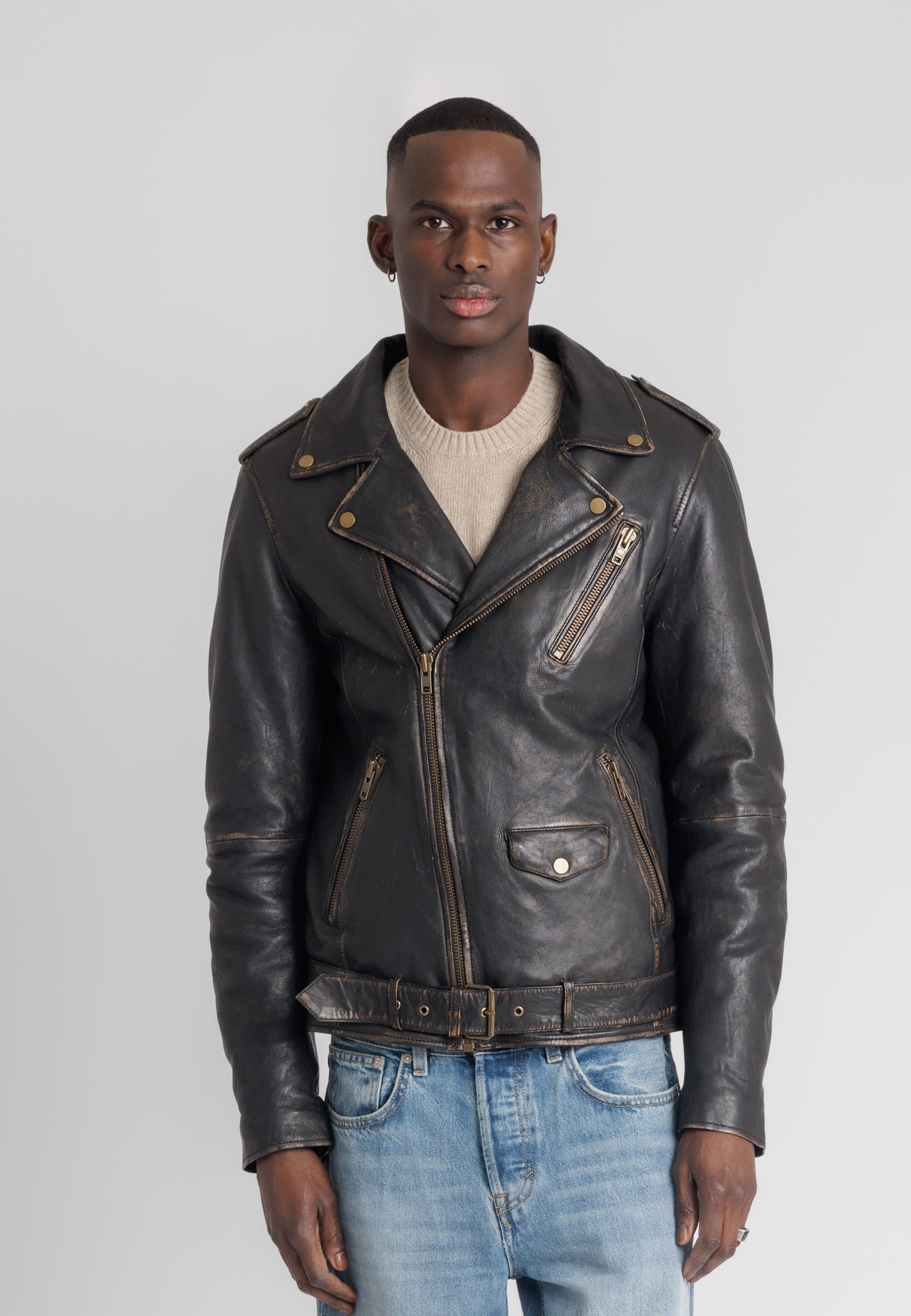 Schwarzer Vintage -Rocker Vintage