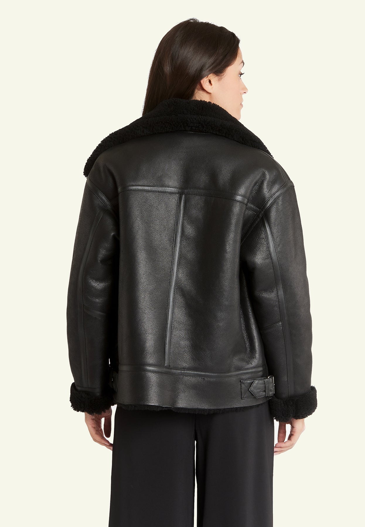 Veste cuir CHRISTELLE BLACK - vue portee - Serge Pariente Paris