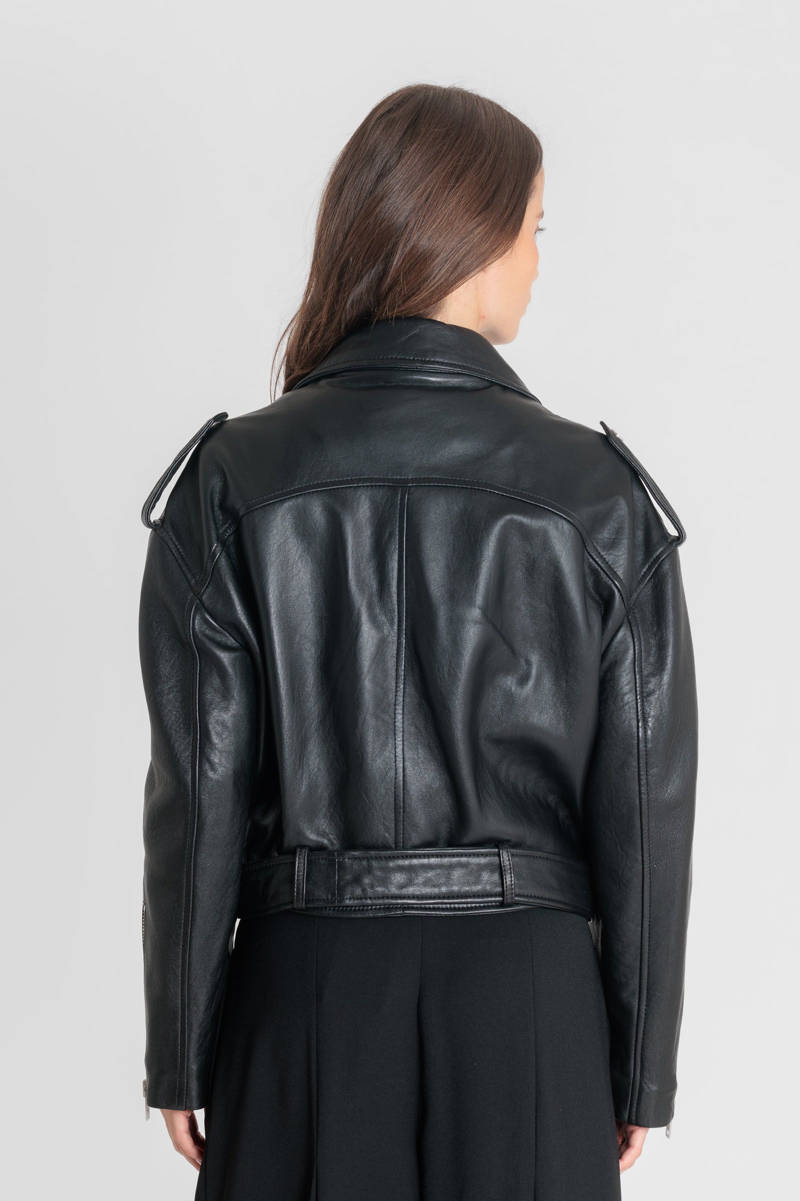 Gilet cuir STEF NZ BLACK - vue detail - Serge Pariente Paris