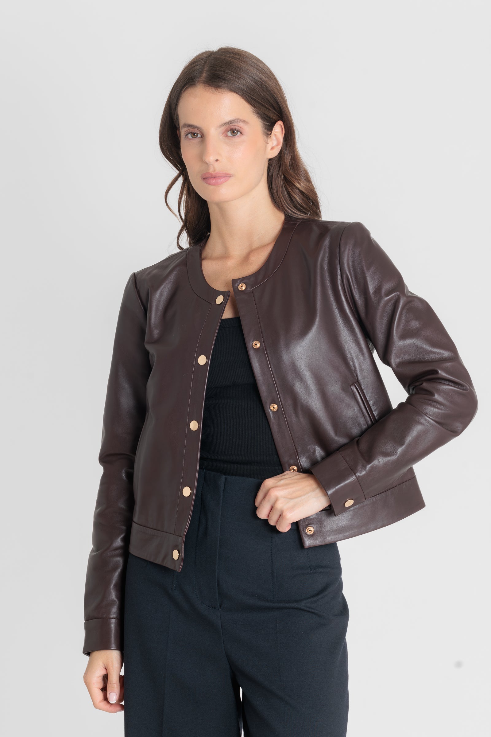 Blouson cuir MARION DARK WINE - vue portee - Serge Pariente Paris