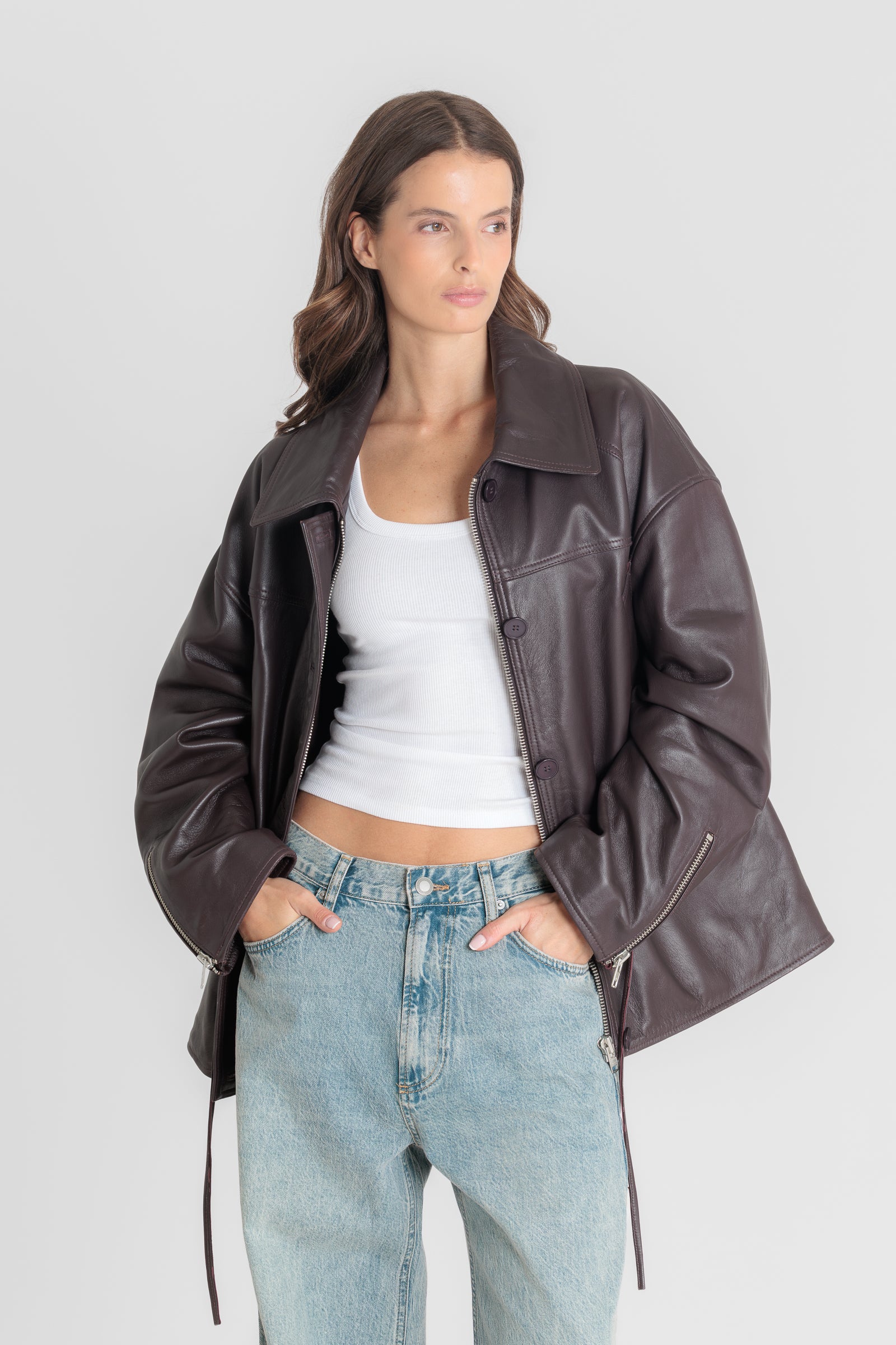 Blouson cuir CARLA DARK WINE - vue detail - Serge Pariente Paris