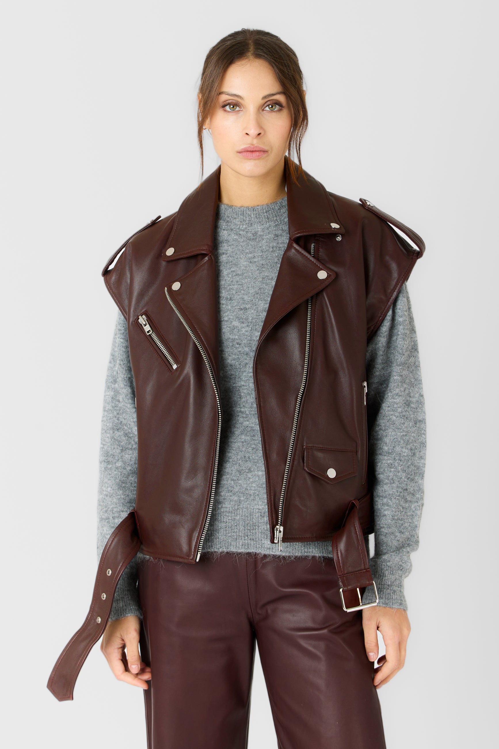 Gilet cuir long STEF GILET LONG DARK WINE - vue dos - Serge Pariente Paris