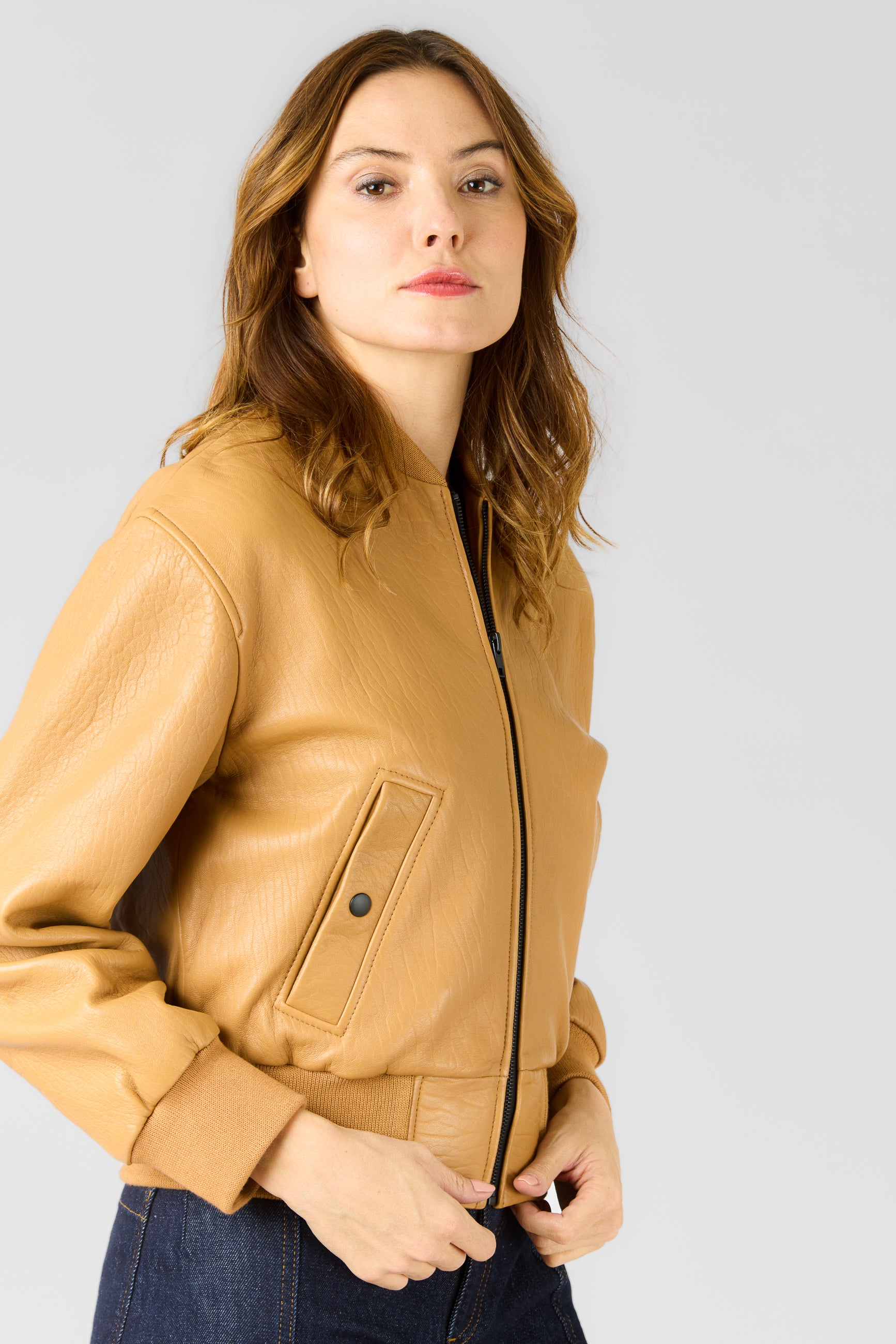Blouson cuir THYLANE SP NZ CAMEL - vue portee - Serge Pariente Paris
