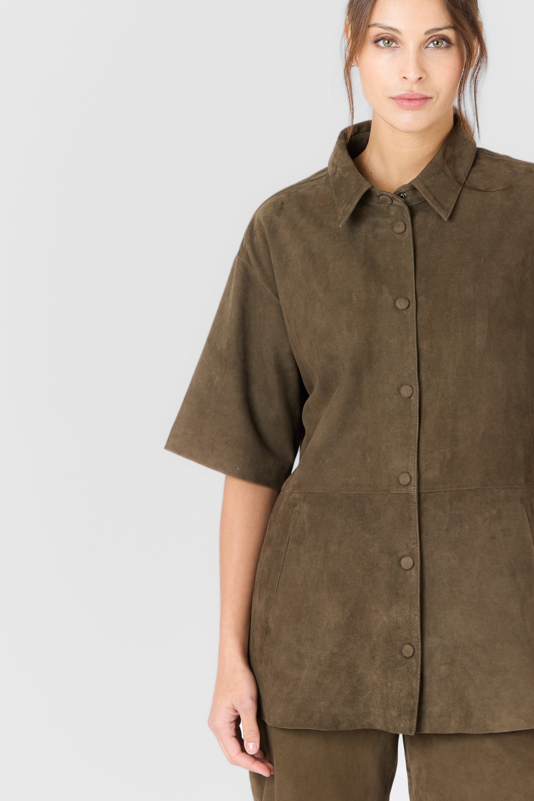 BG150224 KHAKI