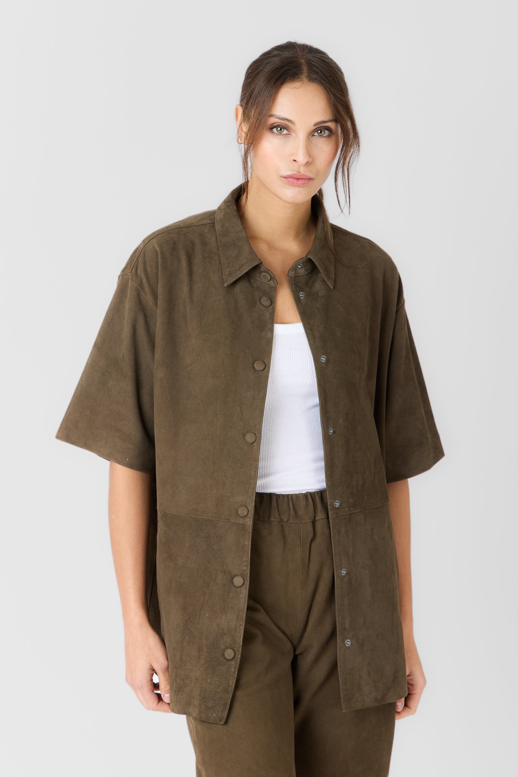 BG150224 KHAKI