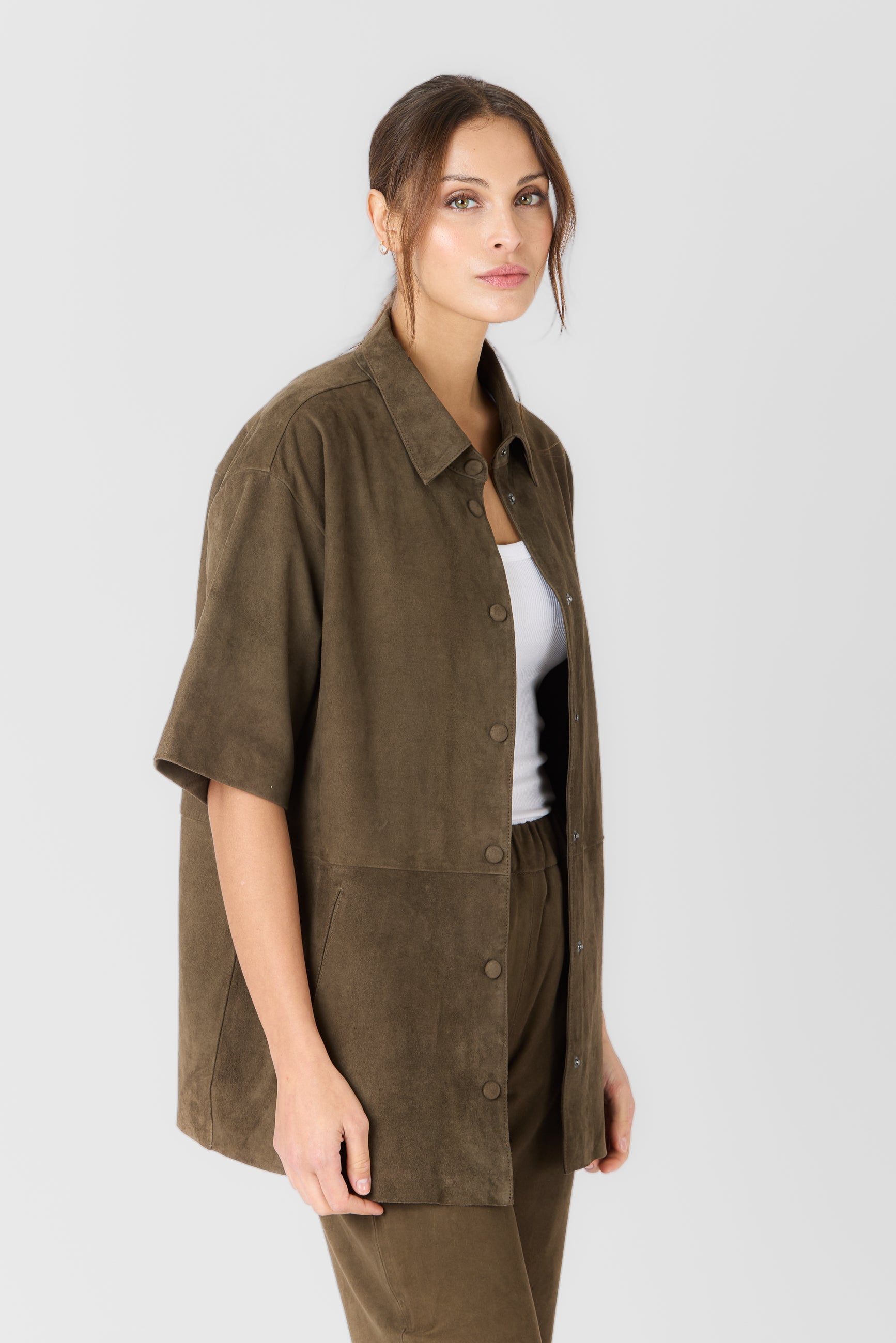 BG150224 KHAKI