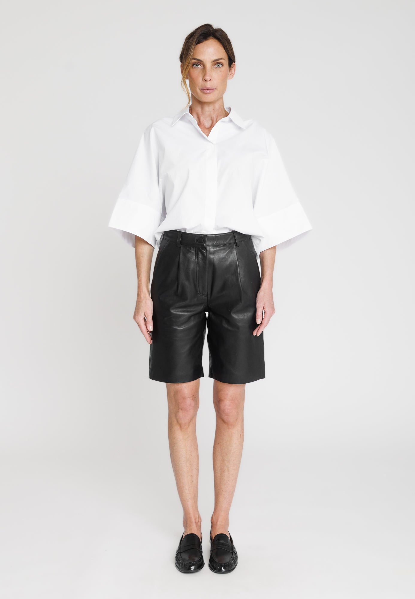 Bermuda cuir BERMUDA SHIP4 BLACK - vue face - Serge Pariente Paris