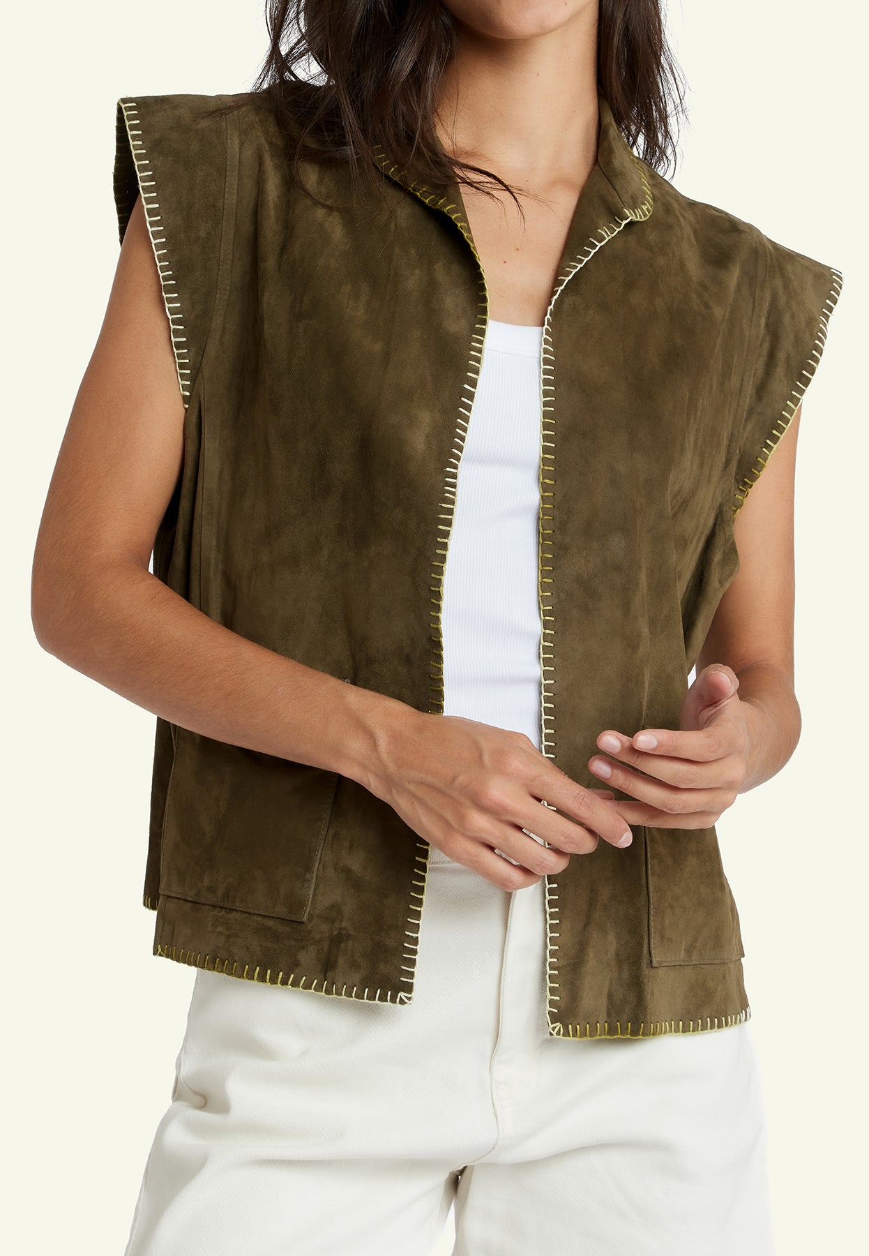 Gilet daim SARAH VEST VS KHAKI - vue detail - Serge Pariente Paris