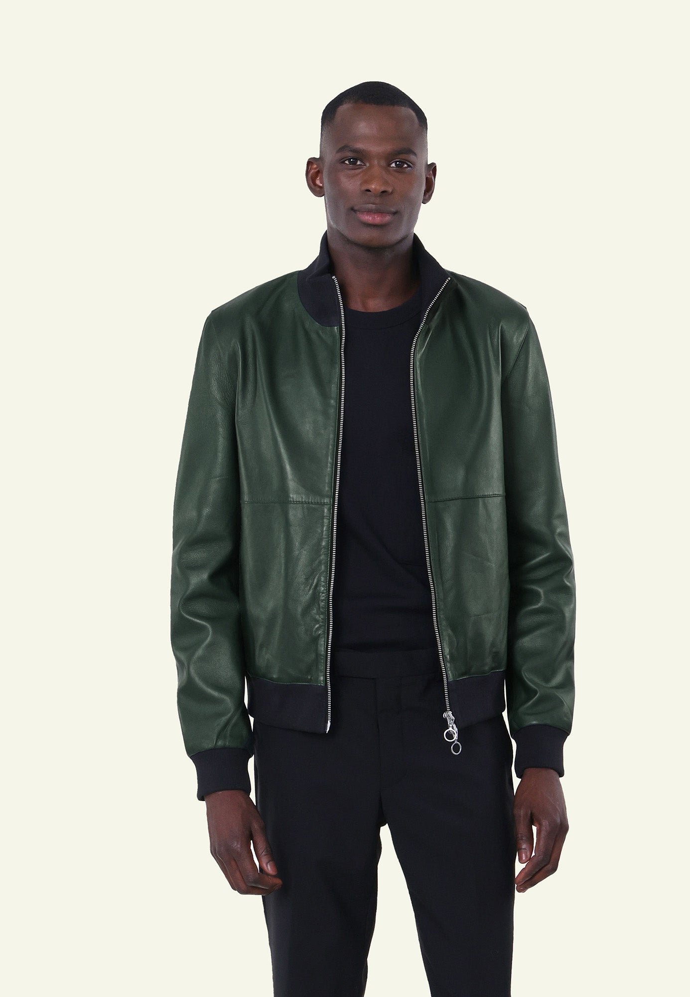 Discreet green