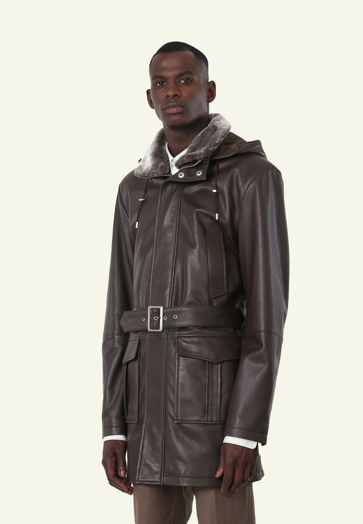 JUAN BROWN porté homme blouson cuir brun — Serge Pariente Paris