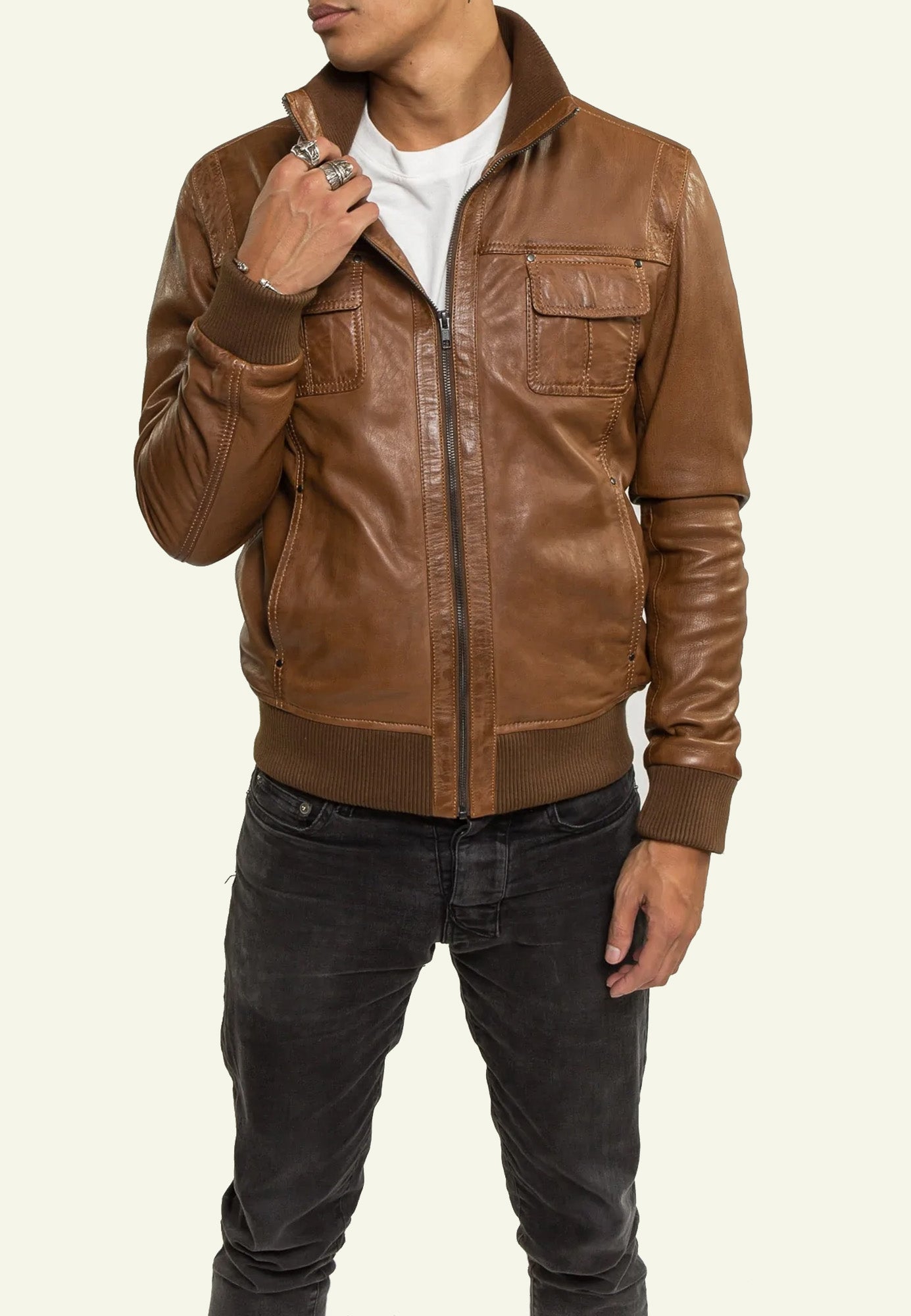 Détail col côtelé bomber cuir oxblood — Serge Pariente Paris