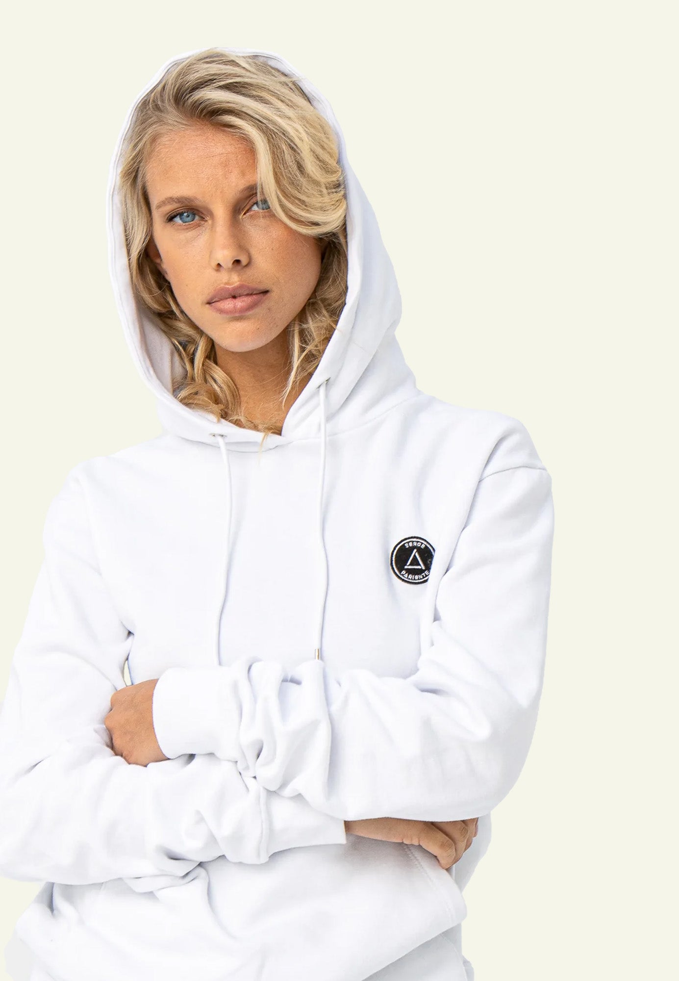 Sweat capuche coton blanc logo Serge Pariente femme face — Serge Pariente