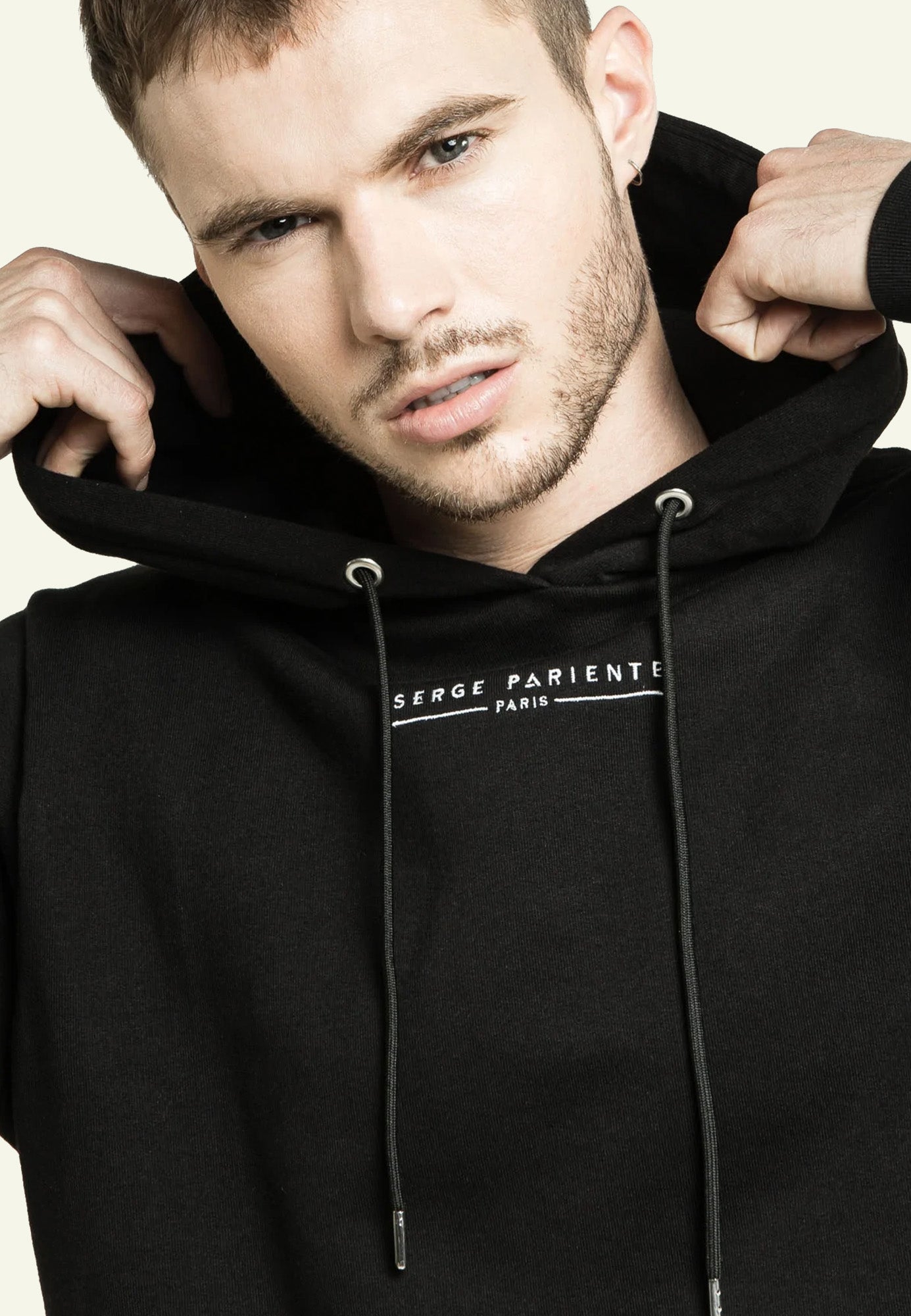 HOODIE SP2 BLACK vue dos sweat capuche coton — Serge Pariente