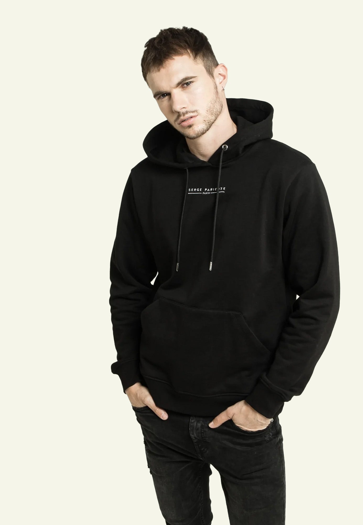 Sweat capuche HOODIE SP2 BLACK vue arrière complémentaire — Serge Pariente Paris