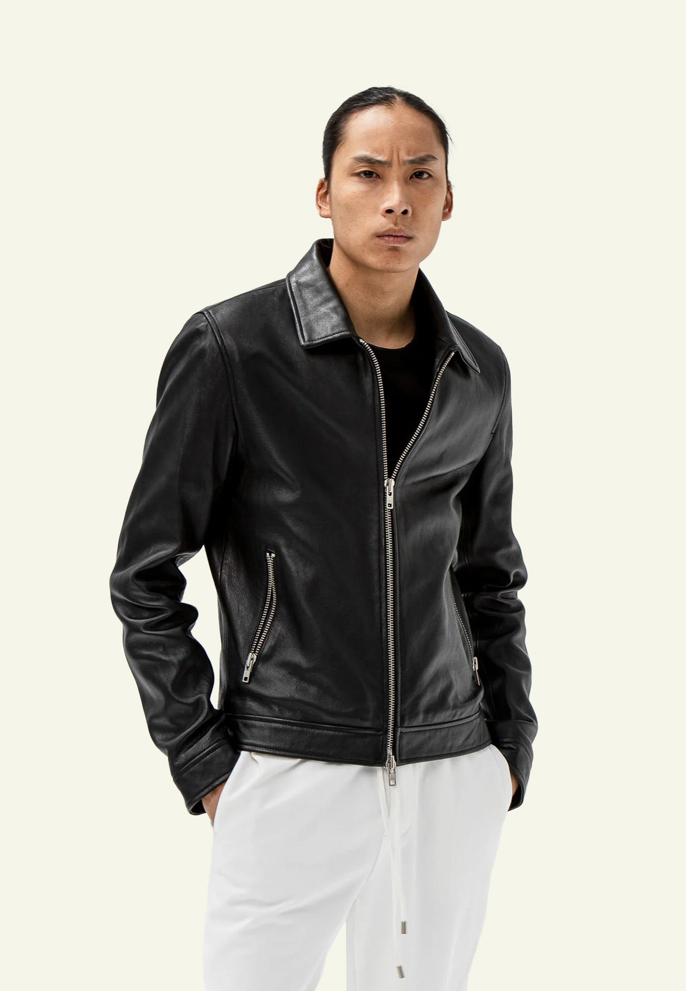 Détail grain naturel cuir mouton RANDOM BLACK — Serge Pariente