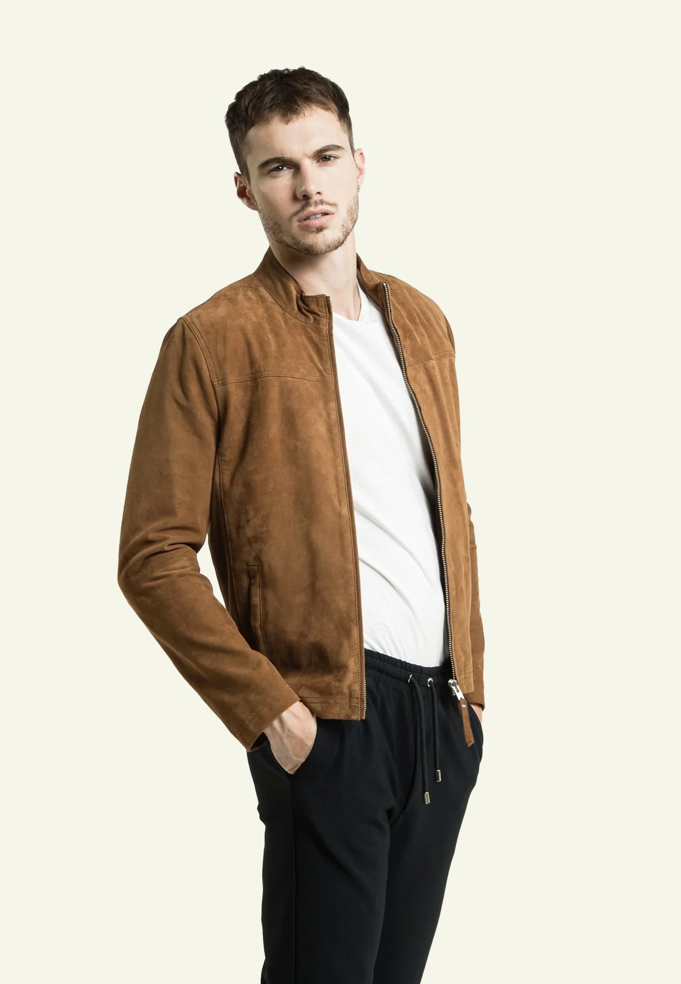 SYLVINO VS COGNAC porté homme blouson daim — Serge Pariente Paris