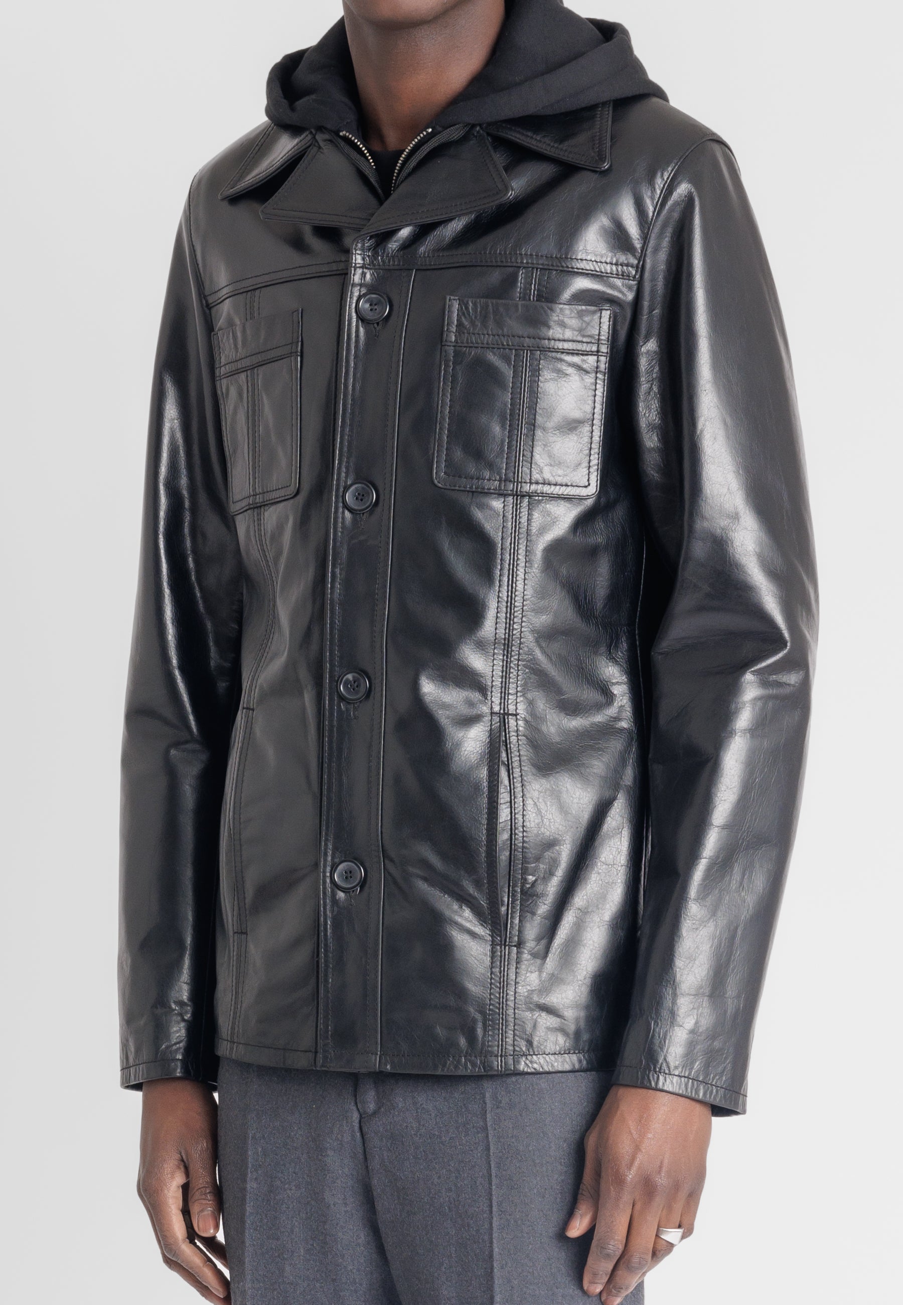 Blouson capuche cuir buffle TAGGART HOOD BUFFLE BLACK - vue cote - Serge Pariente Paris