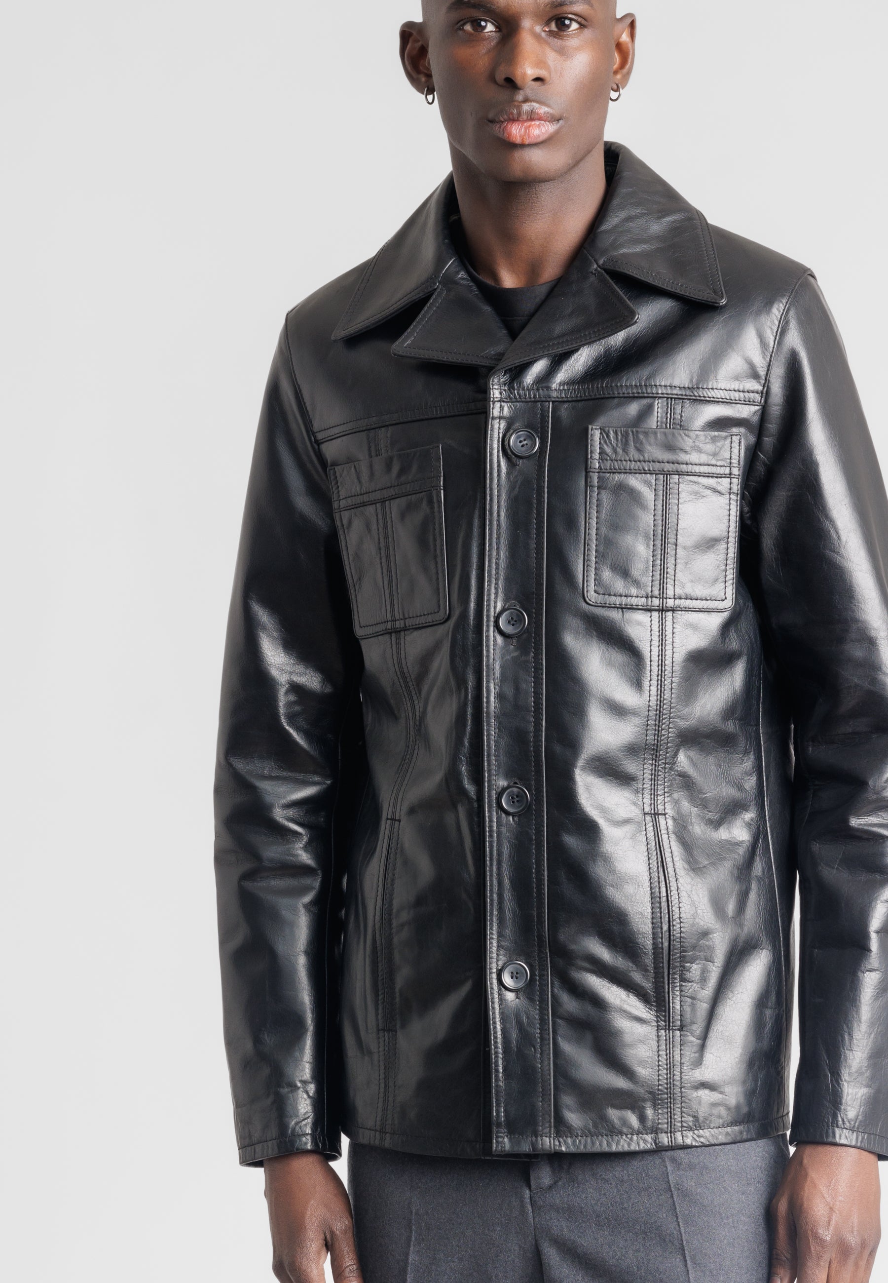 Blouson capuche cuir buffle TAGGART HOOD BUFFLE BLACK - vue dos - Serge Pariente Paris