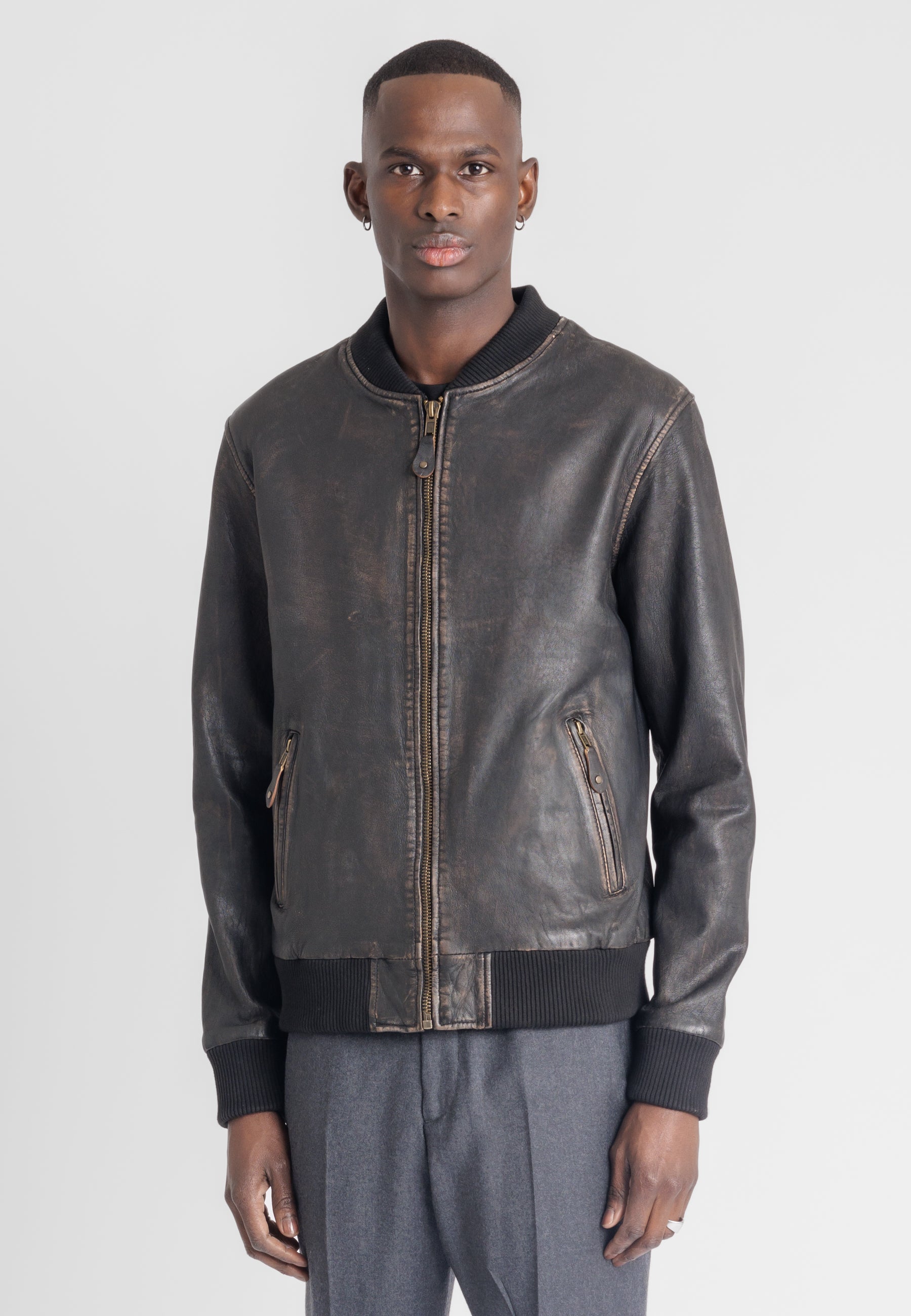 Bomber cuir vintage BONBON VINTAGE BEIGE BLACK - vue face - Serge Pariente Paris