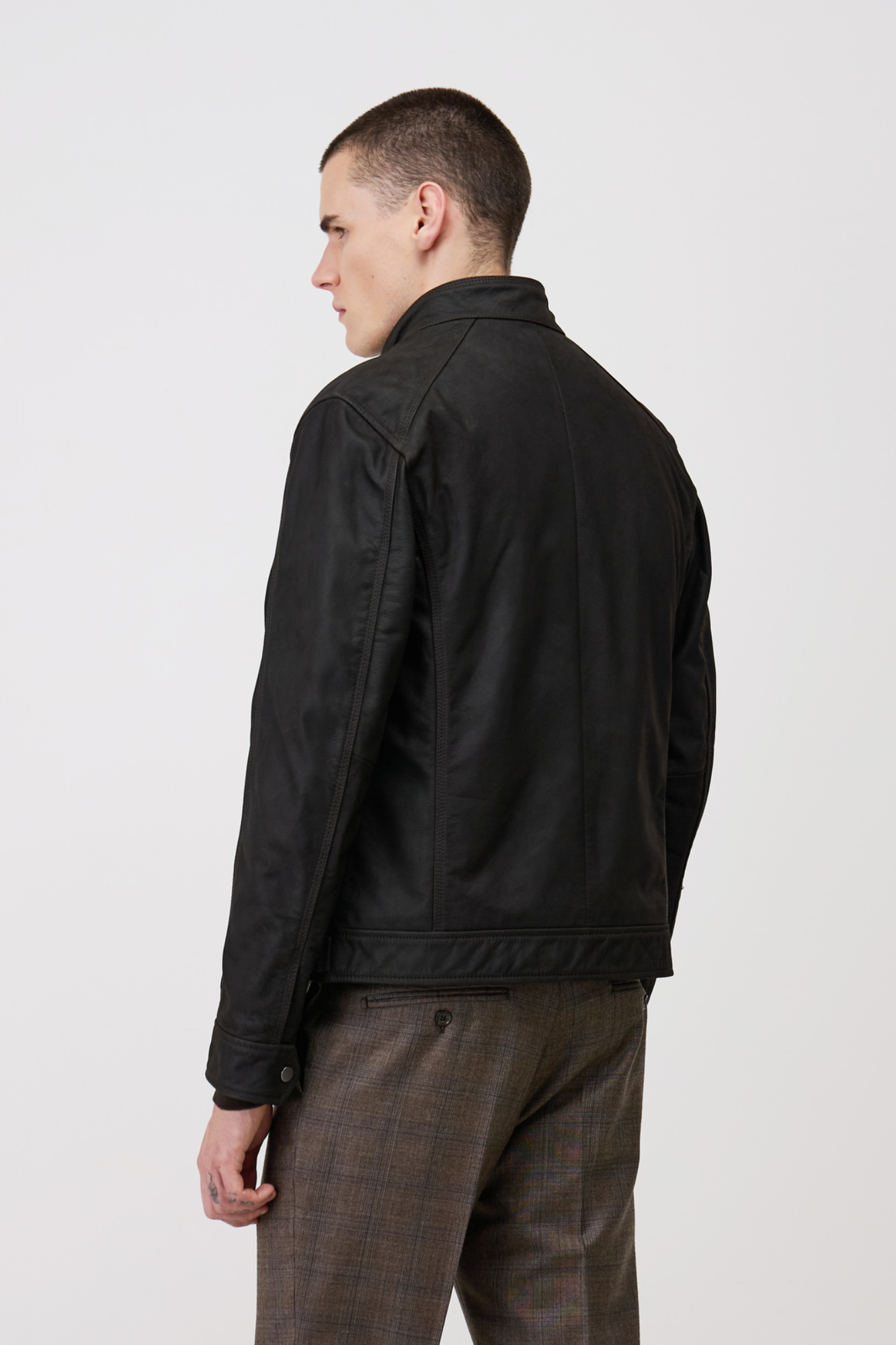 Blouson capuche cuir buffle ERICO HOOD BUFF CASINO BROWN - vue cote - Serge Pariente Paris