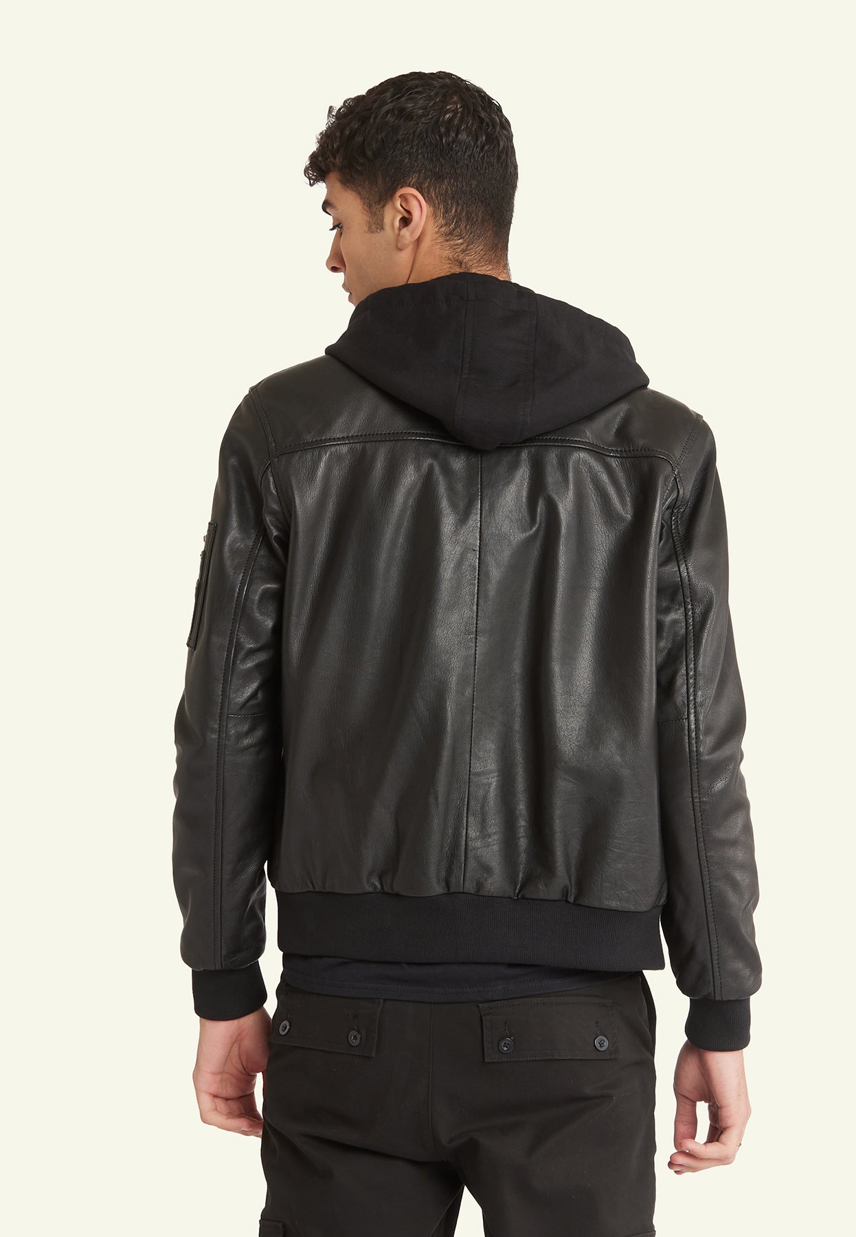 Blouson capuche cuir BALLE HOOD BLACK - vue detail - Serge Pariente Paris