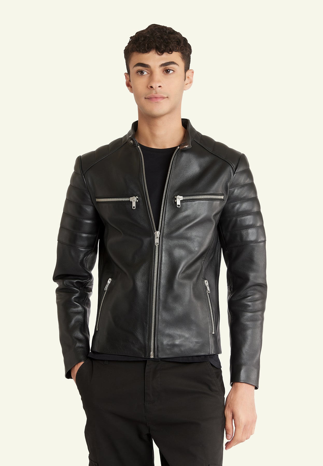 WARRIOR BLACK porté homme blouson cuir mouton — Serge Pariente Paris