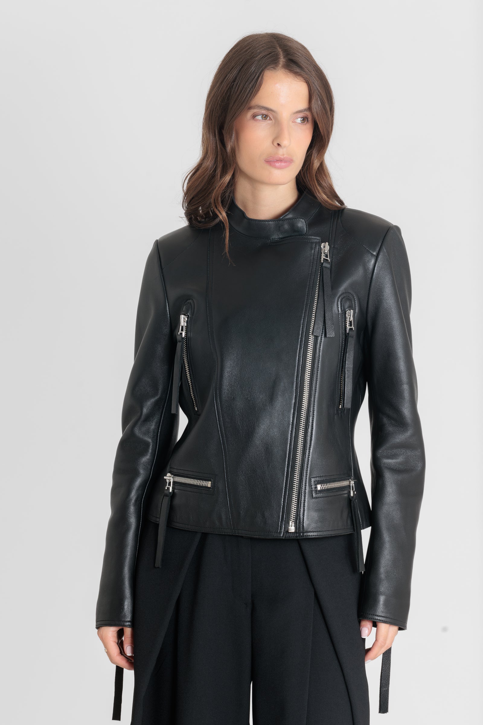 Blouson cuir VEA BLACK - vue complementaire 2 - Serge Pariente Paris