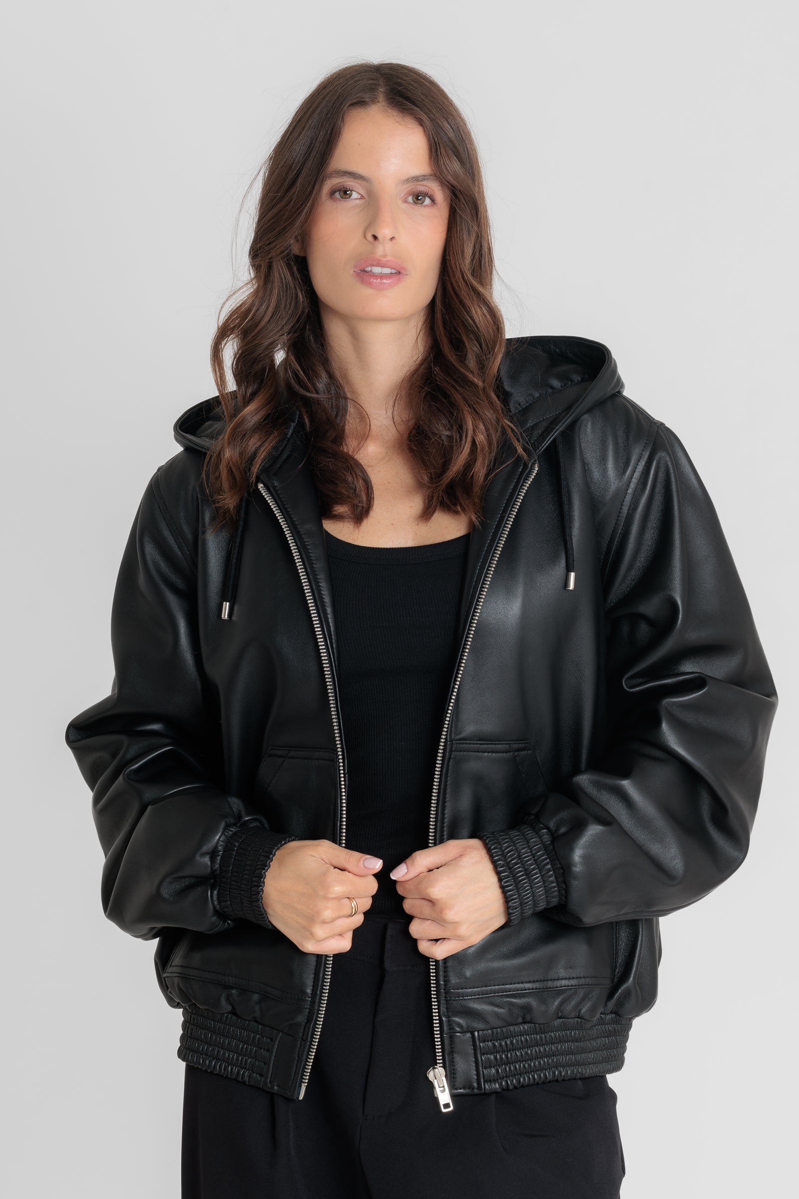 Blouson cuir ALYA BLACK - vue detail - Serge Pariente Paris