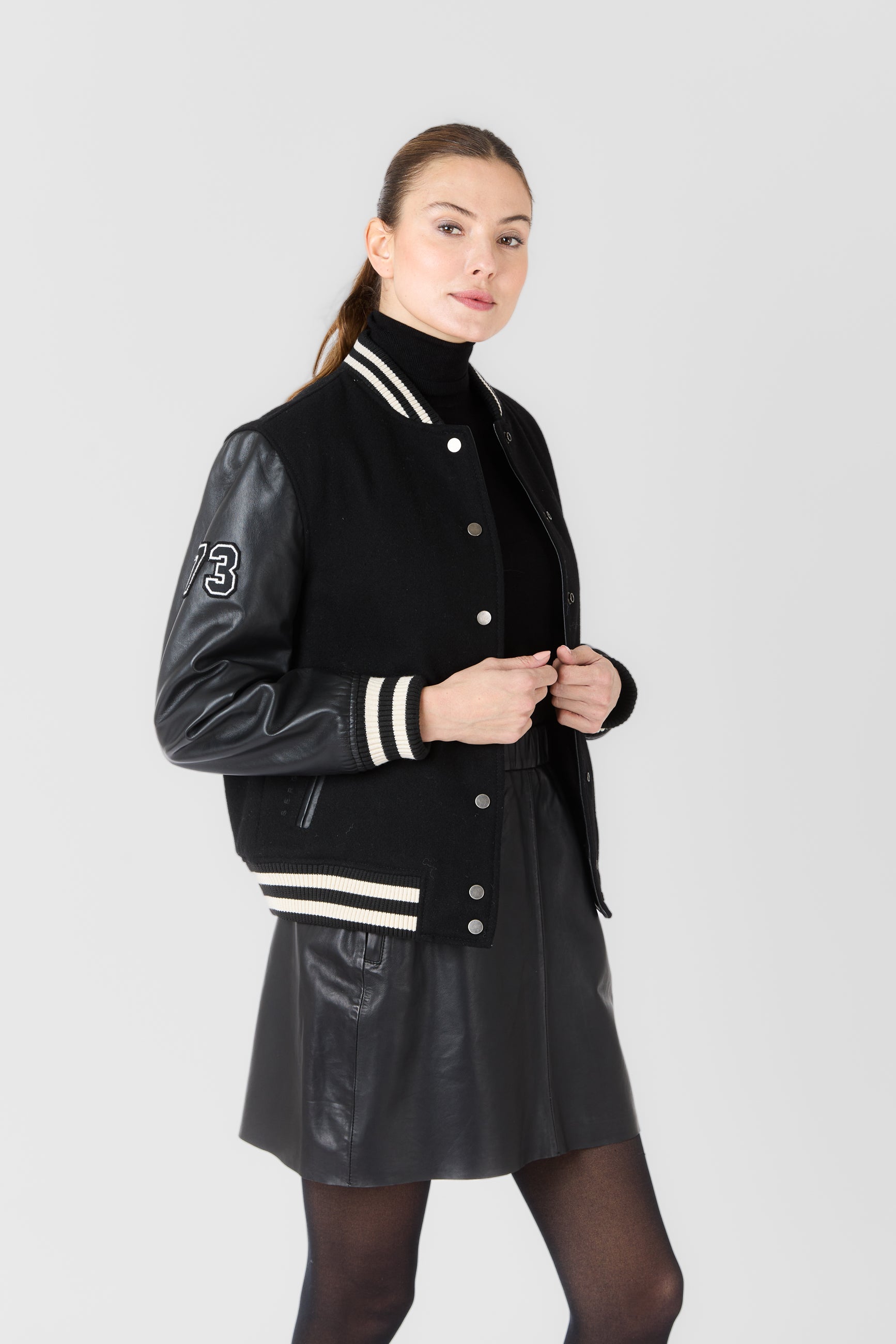 Donna bombardiere varsity bianco nero