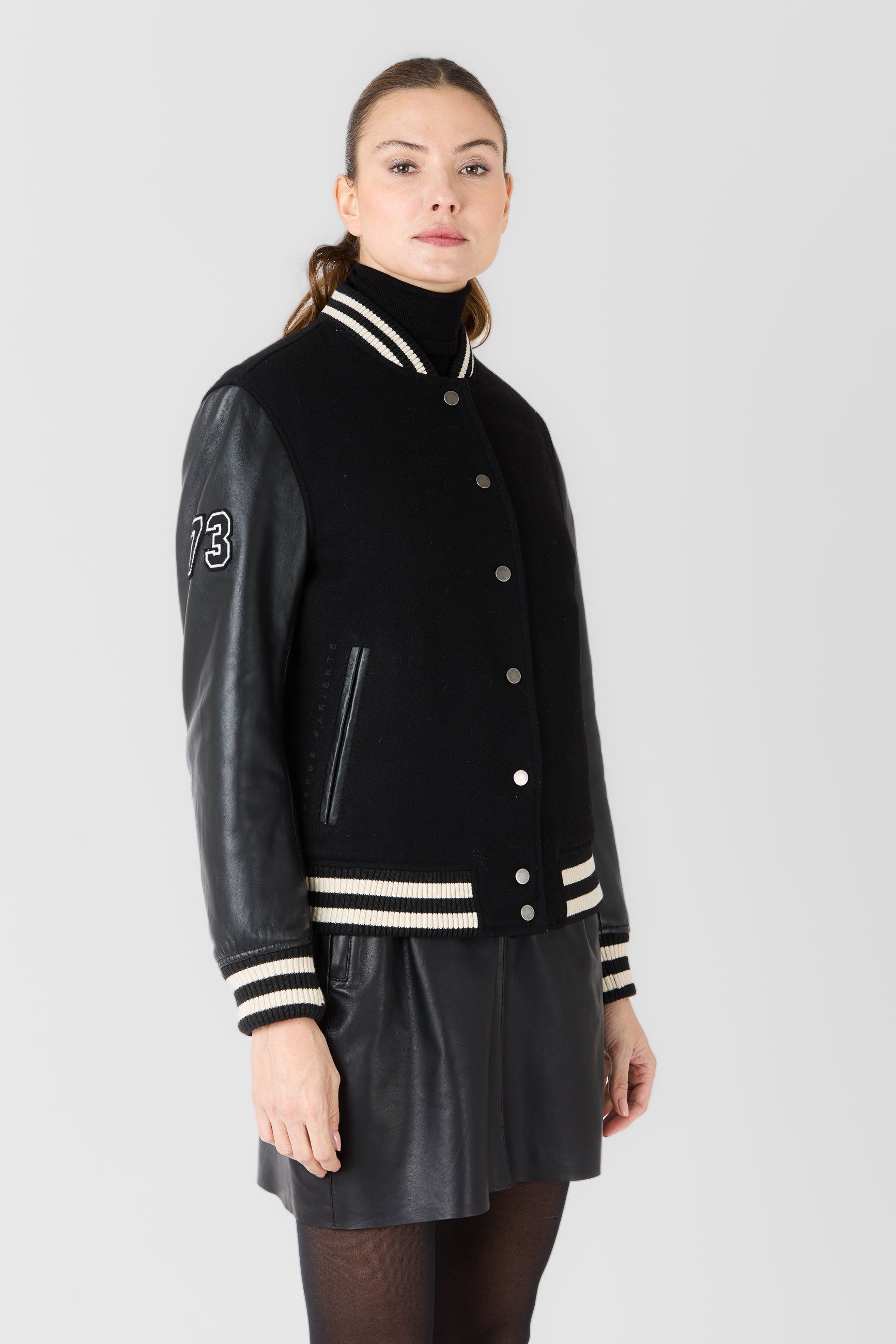 Donna bombardiere varsity bianco nero