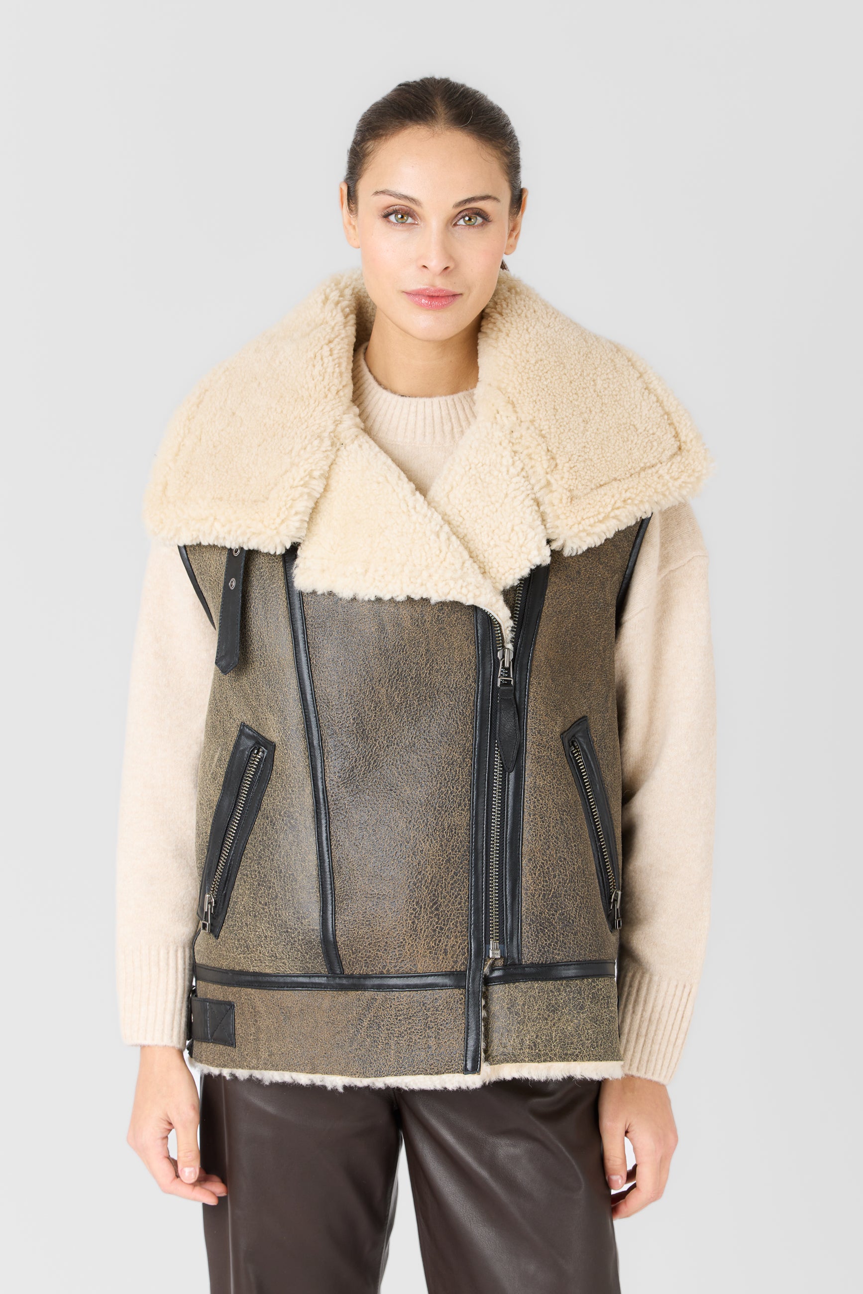 Gilet cuir finition used CHRISTELLE GILET USED - vue face - Serge Pariente Paris