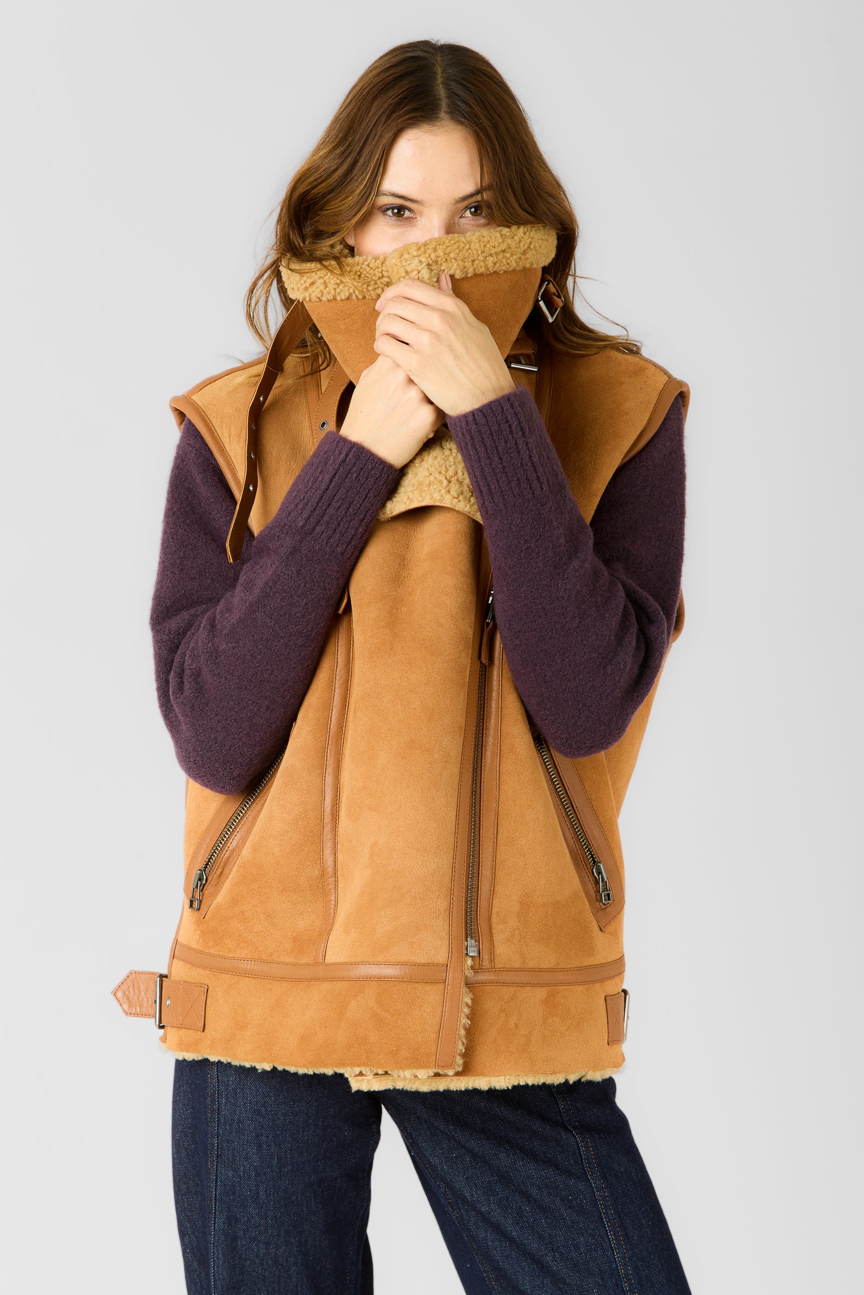 Gilet cuir CHRISTELLE GILET TOBACCO - vue detail - Serge Pariente Paris