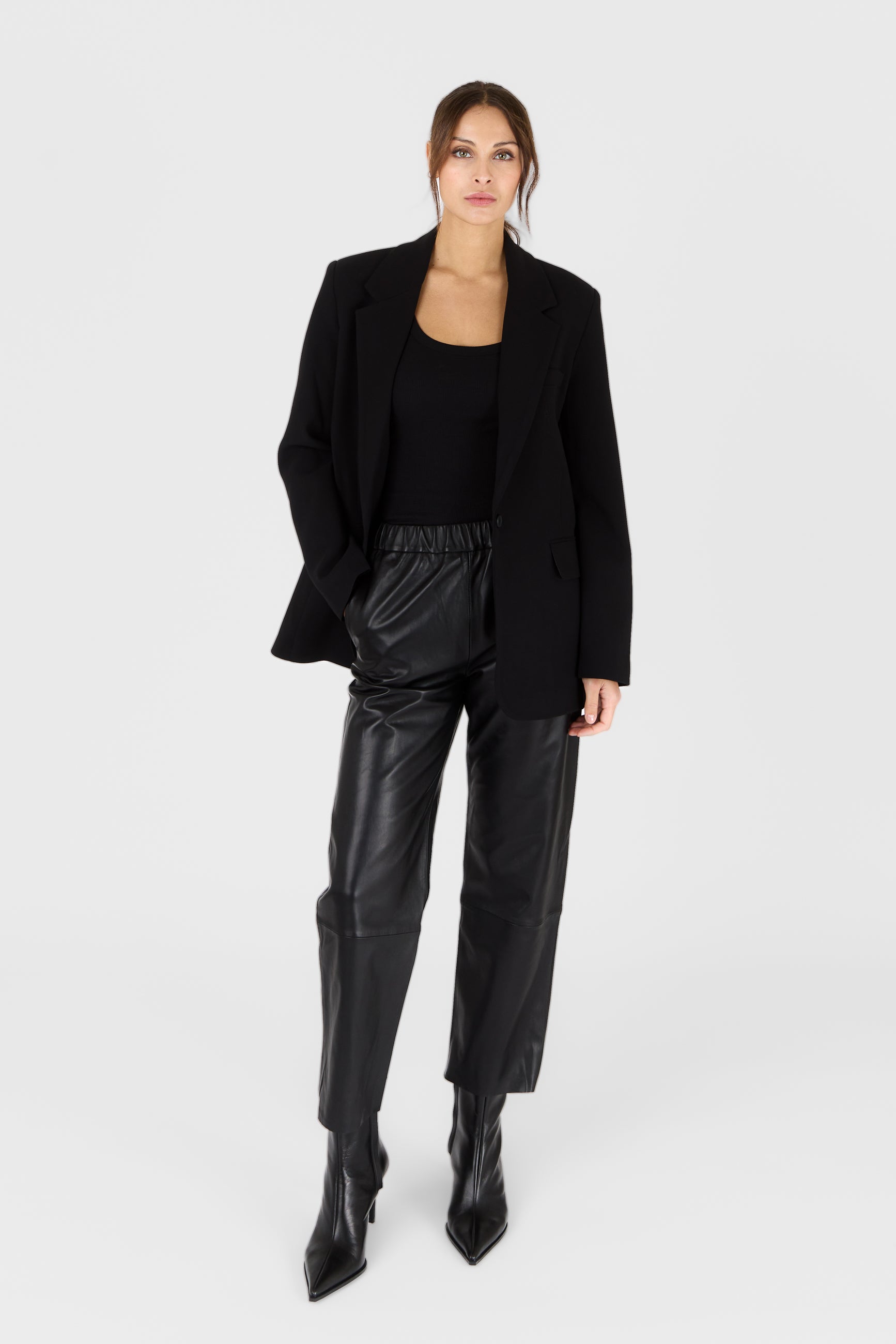 Pantalon cuir SARAH PANT BLACK - vue detail - Serge Pariente Paris
