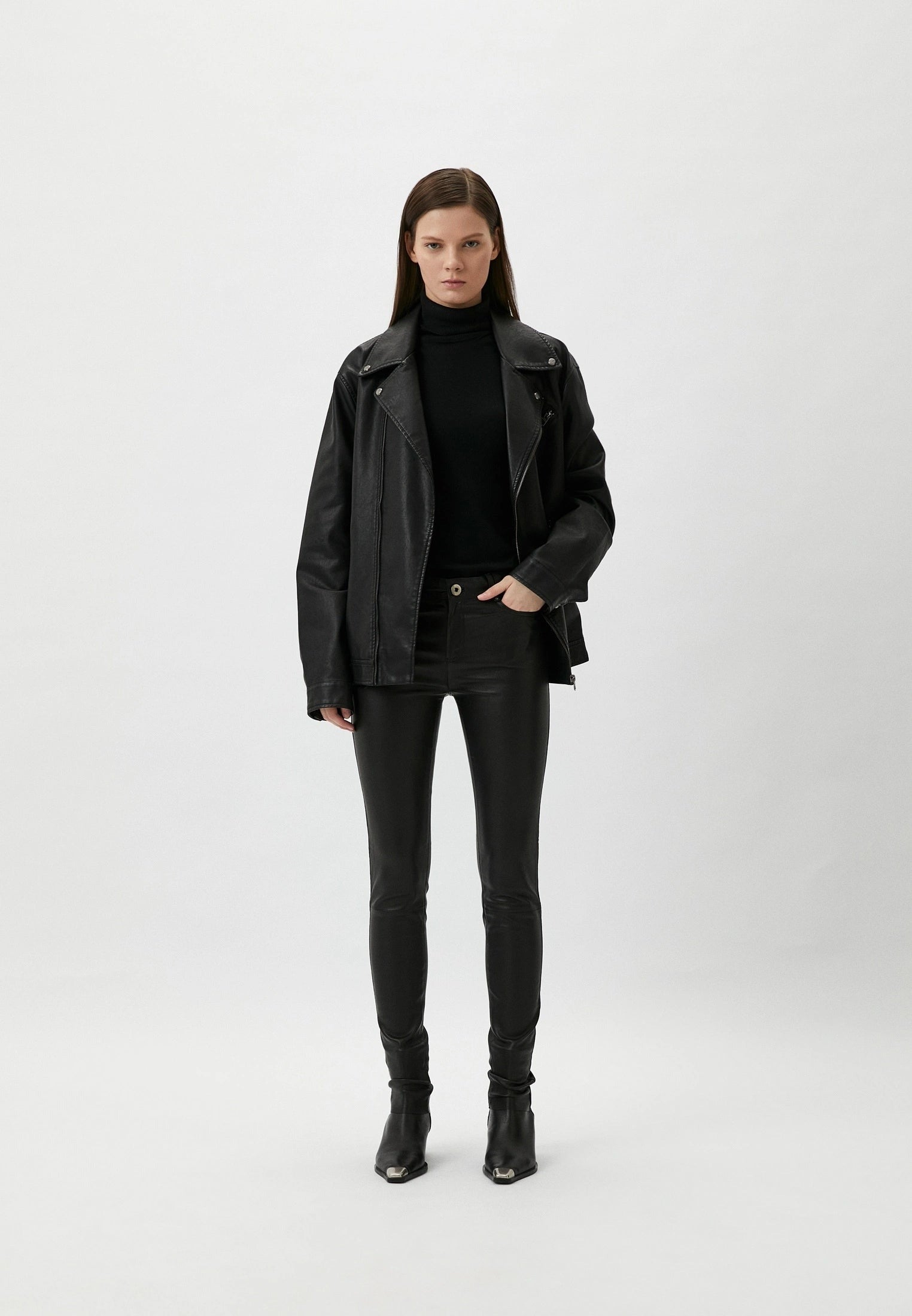 Pantalon cuir mouton nappa noir vue côté — Serge Pariente Paris