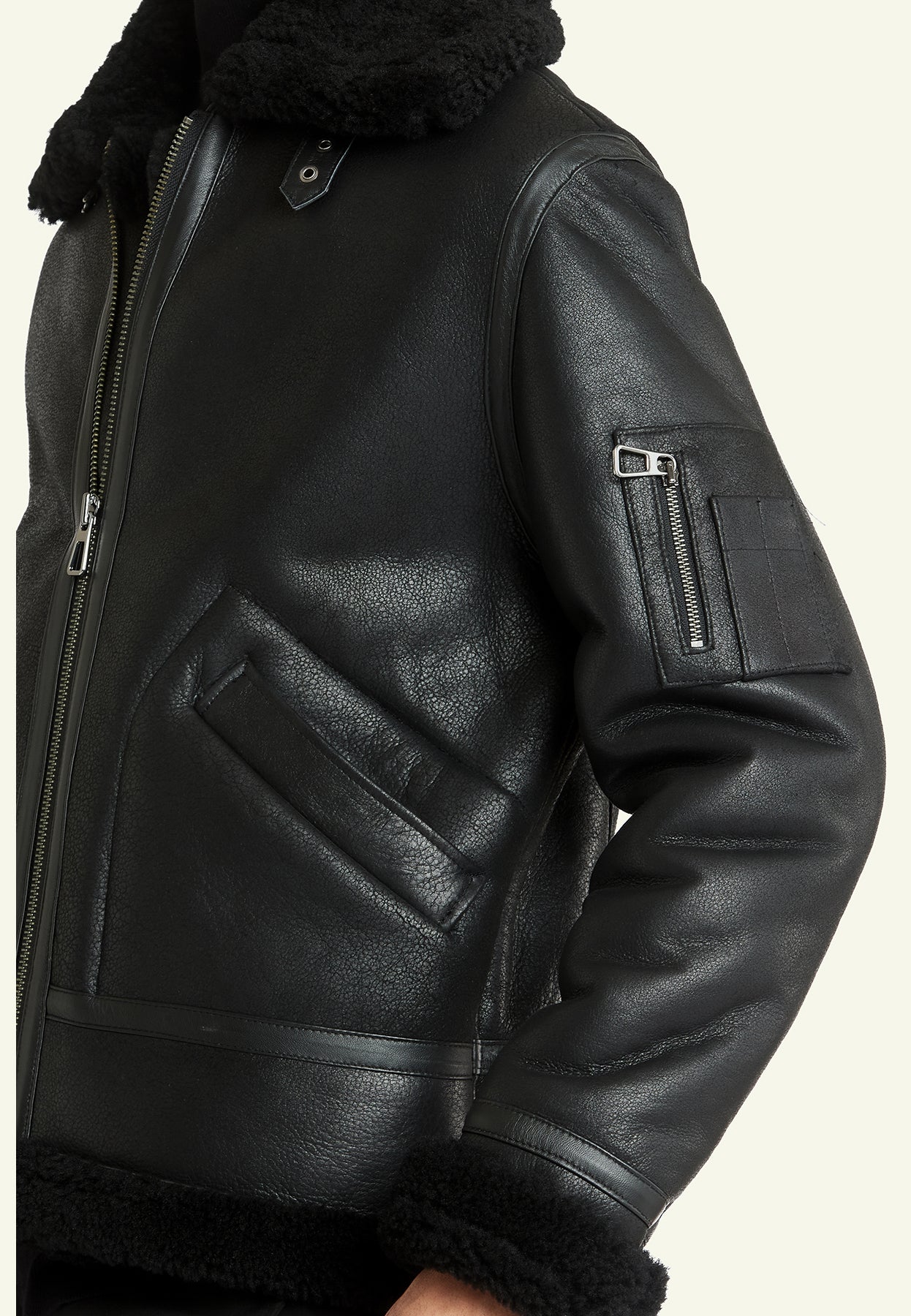 Bombardier cuir NEW KENNEDY BLACK - vue portee - Serge Pariente Paris