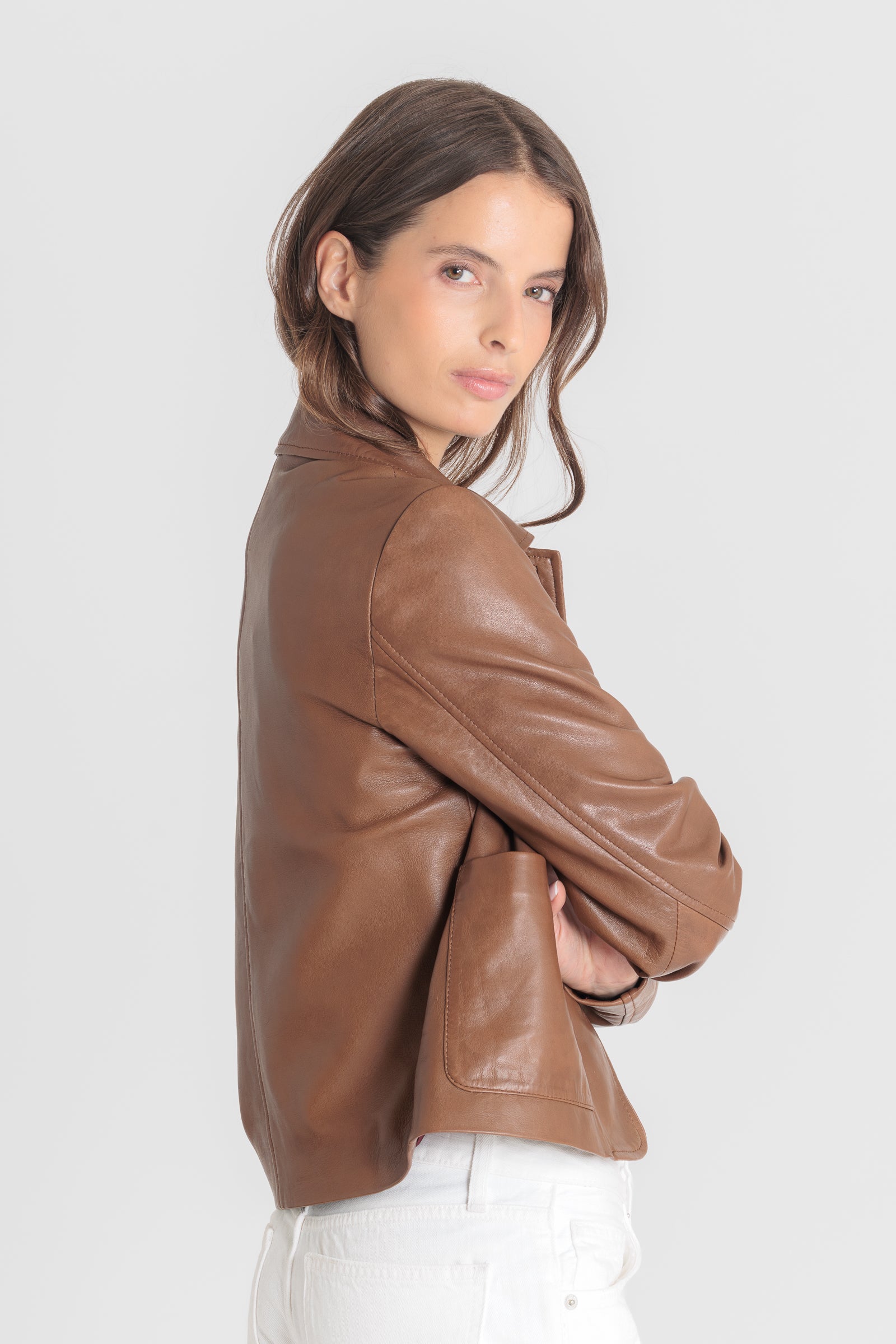Blouson cuir ELINA COGNAC - vue detail - Serge Pariente Paris