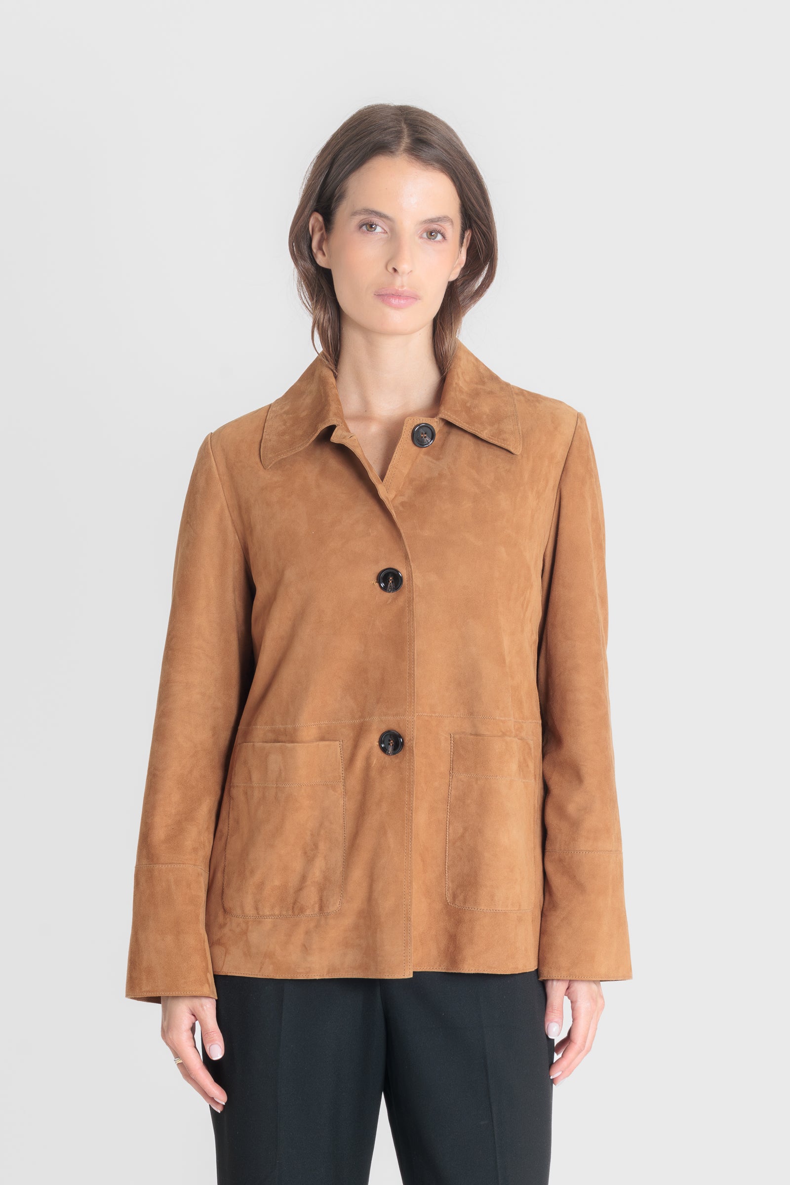 Blouson daim JUNA VS COGNAC - vue portee - Serge Pariente Paris