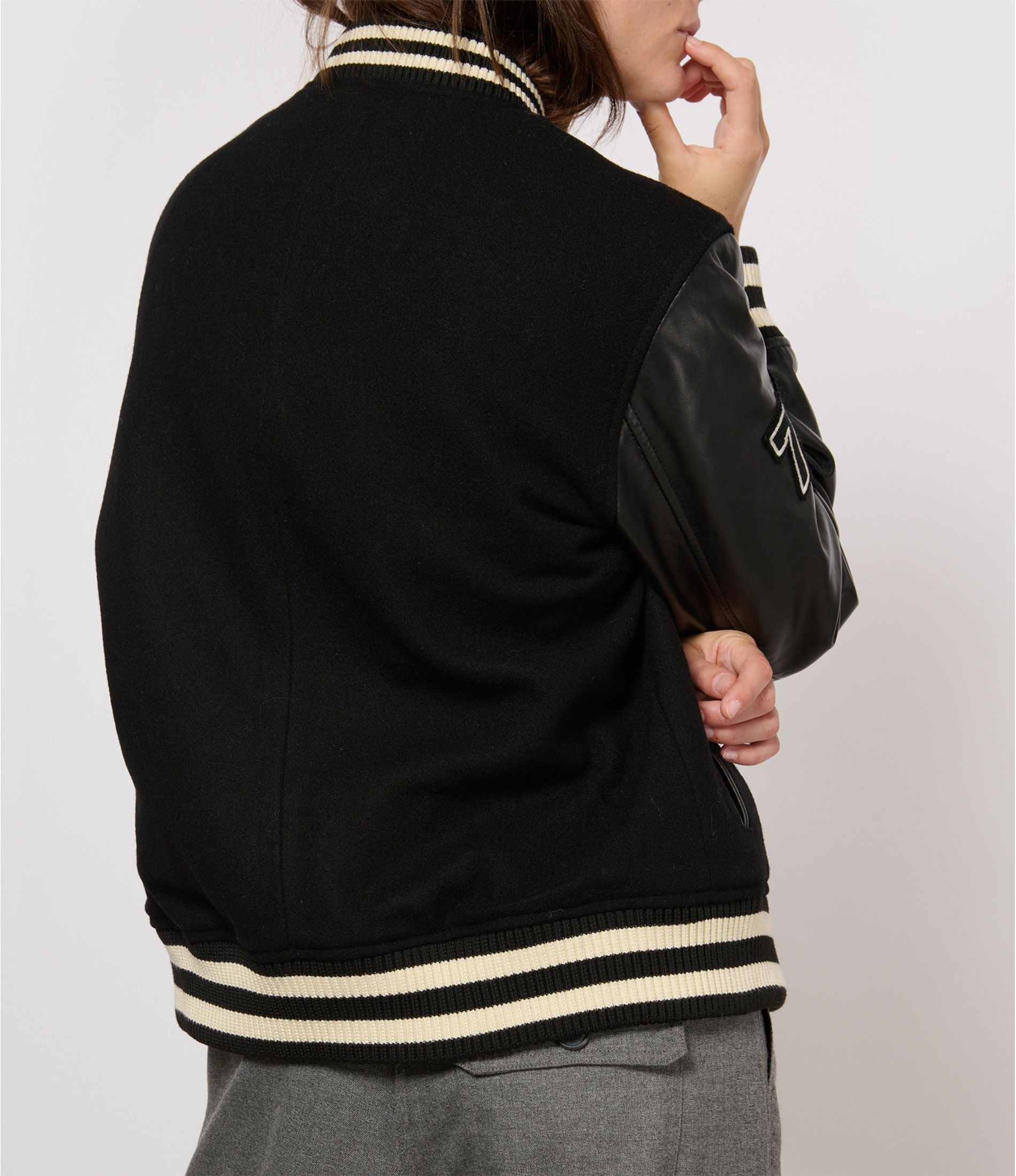 VARSITY BOMBER WOMEN BLACK WHITE