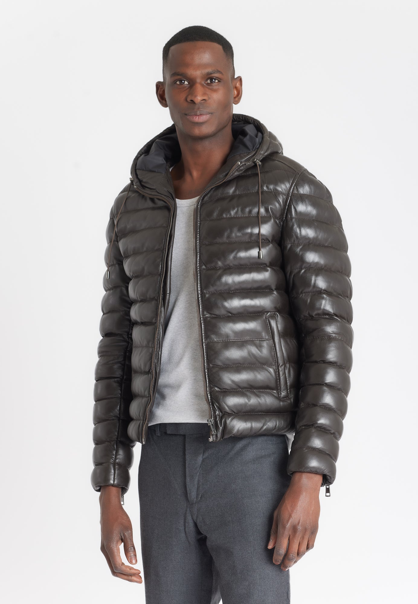 Blouson cuir WARMER BROWN - vue detail - Serge Pariente Paris