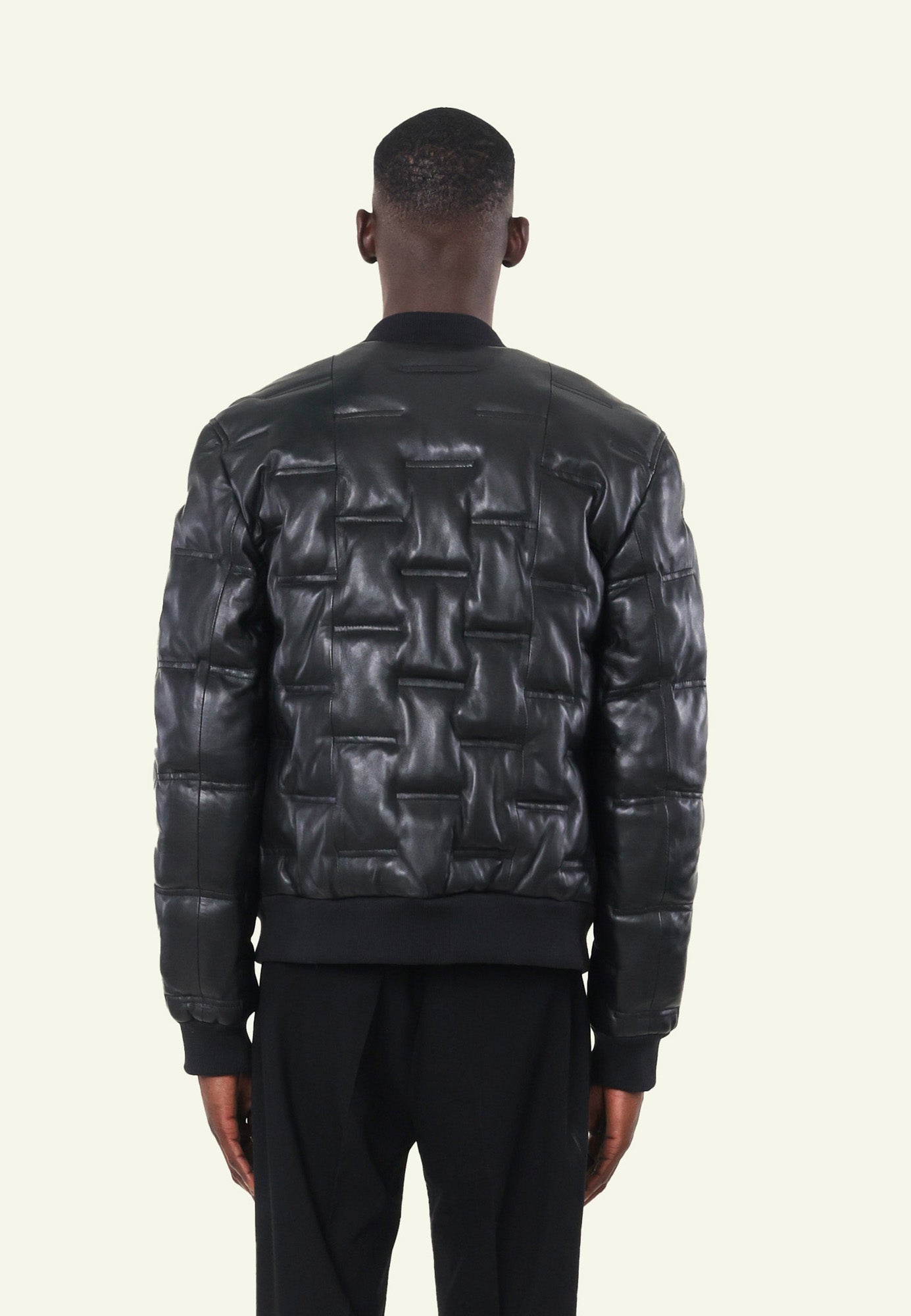 Bomber cuir CLEVER BLACK vue côté — Serge Pariente Paris
