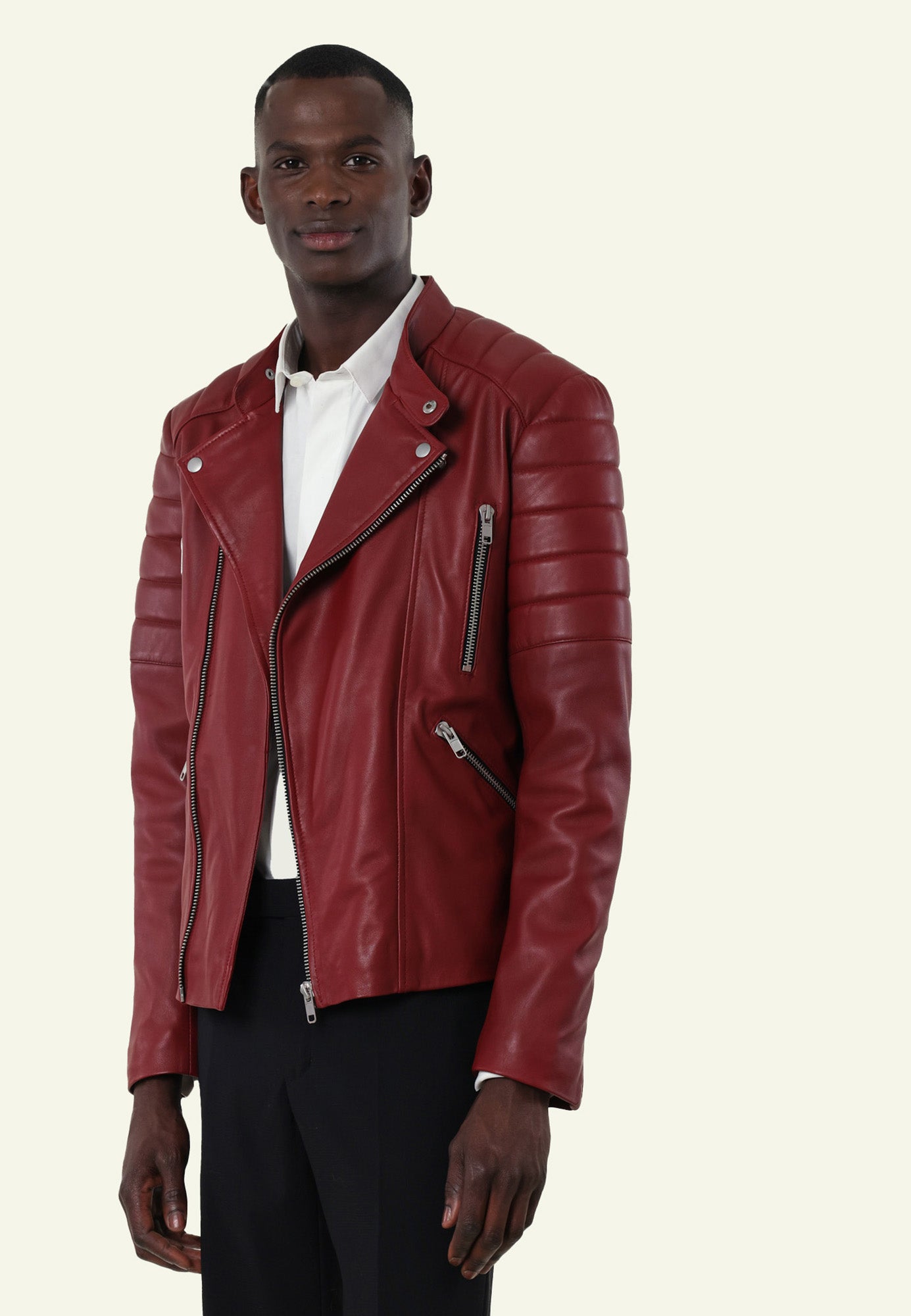 GLADIATOR RED porté homme blouson cuir rouge — Serge Pariente Paris