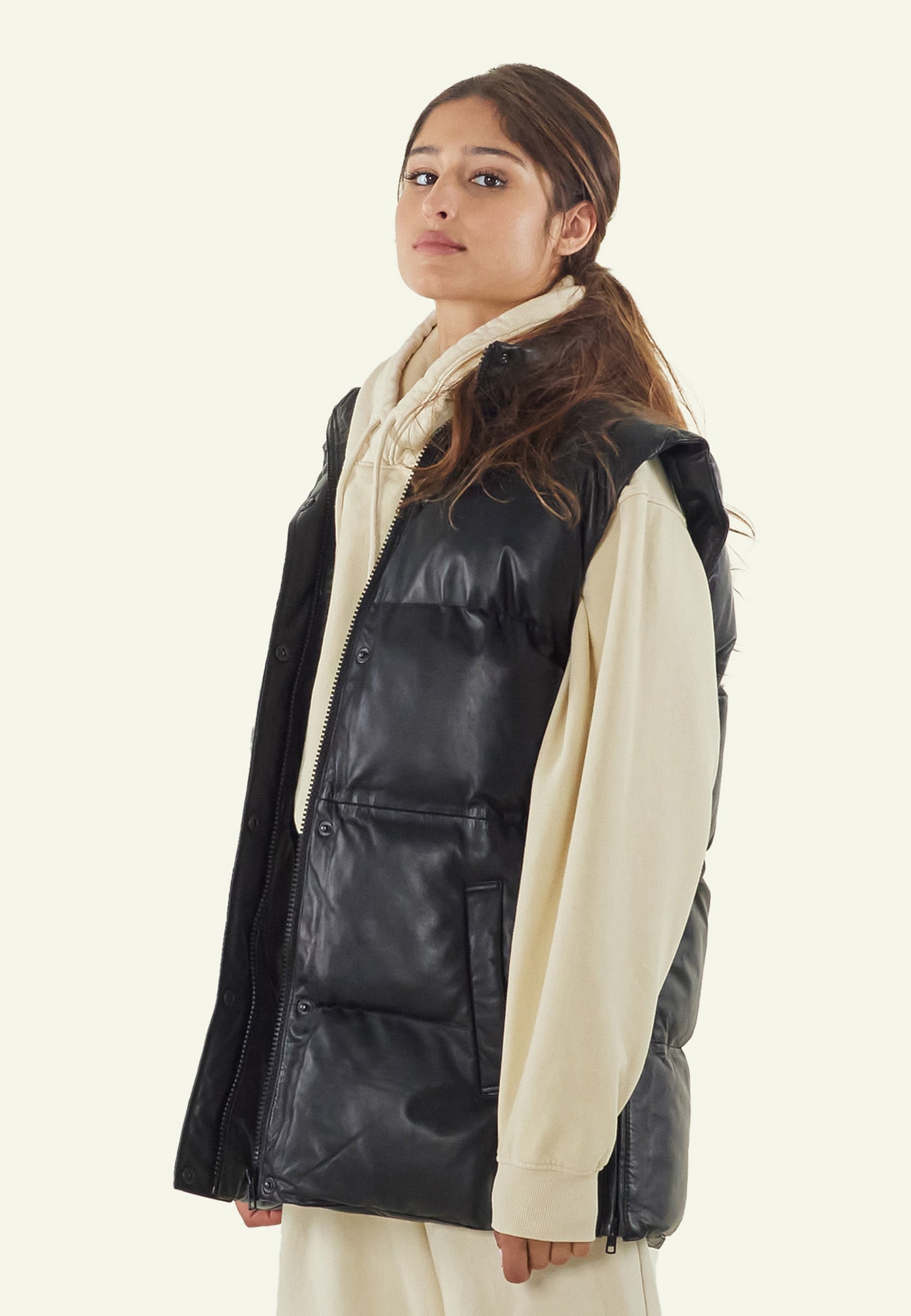 JIL BLACK vue dos gilet cuir mouton sans manches — Serge Pariente