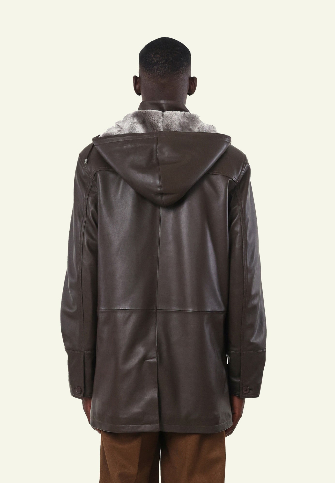 COAT BROWN vue dos manteau cuir mouton long — Serge Pariente Paris