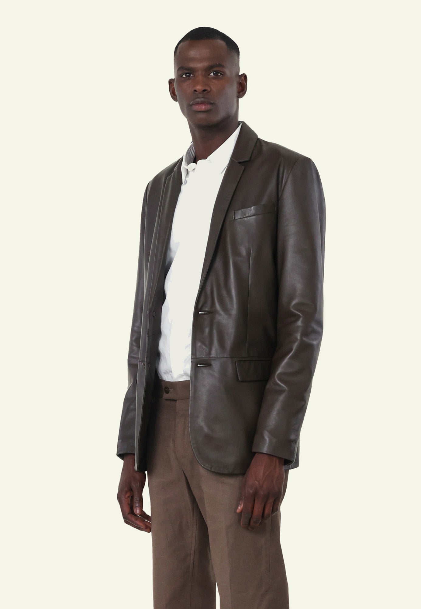 Blazer cuir mouton brun 2 boutons BLAZER MERGE BROWN face — Serge Pariente