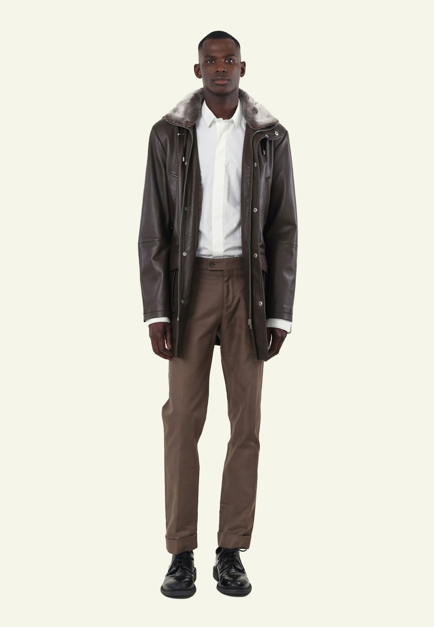 JUAN BROWN vue dos blouson cuir mouton brun — Serge Pariente Paris