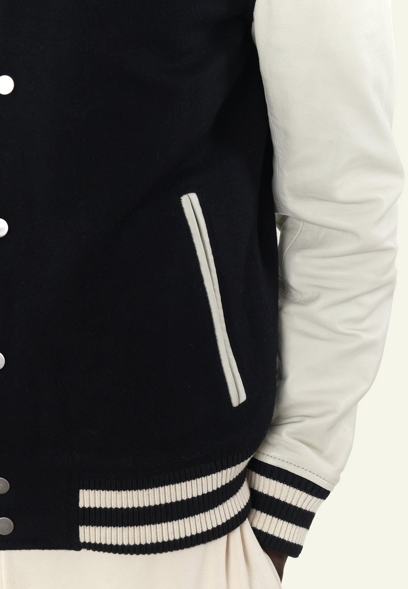 Blouson varsity VARSITY BLACK WHITE vue zoom matière — Serge Pariente Paris