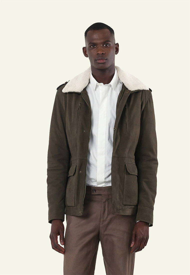 Détail poches fonctionnelles veste nubuck FRAN — Serge Pariente