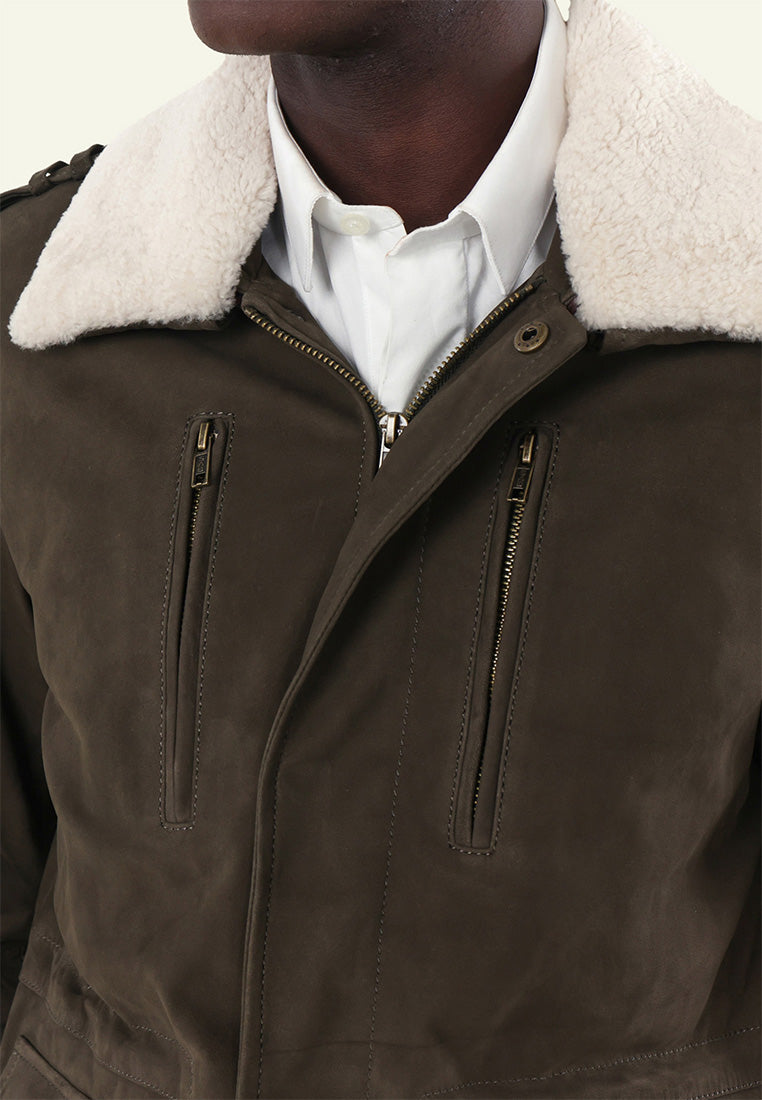 Veste cuir nubuck FRAN KHAKI BEIGE vue portée complémentaire — Serge Pariente Paris