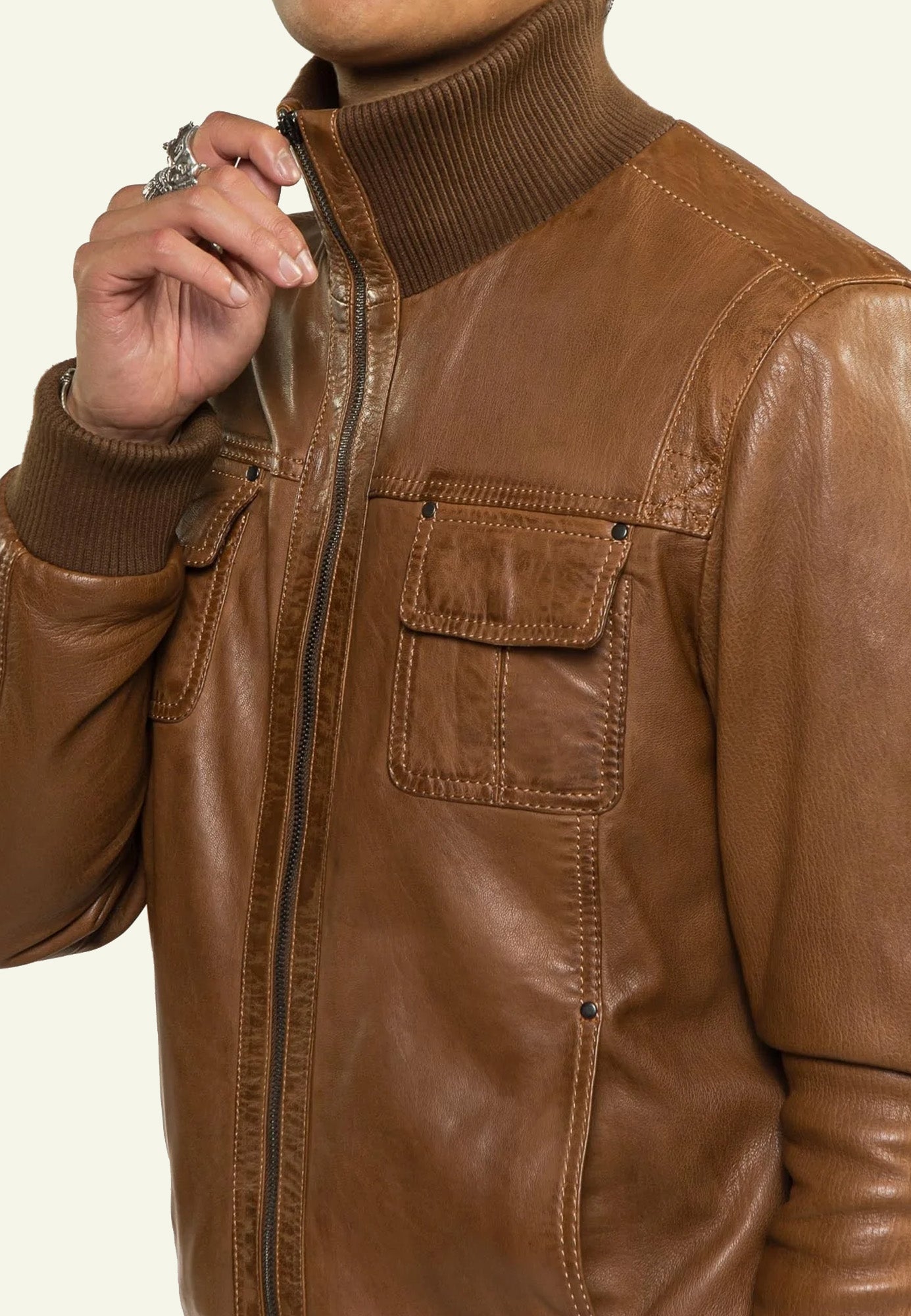 Bomber cuir DANY OXBLOOD vue côté — Serge Pariente Paris
