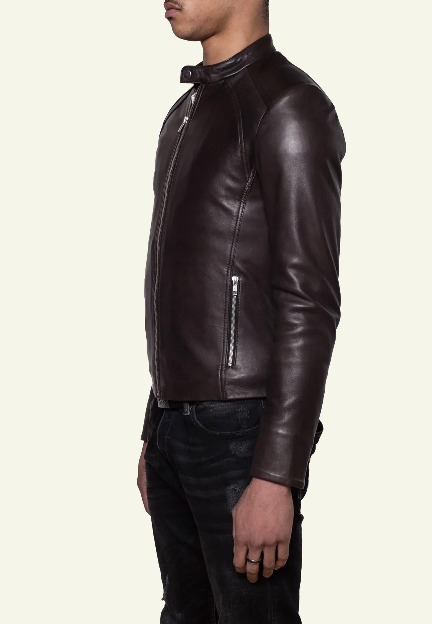 Détail cuir mouton brun LENI BROWN — Serge Pariente Paris